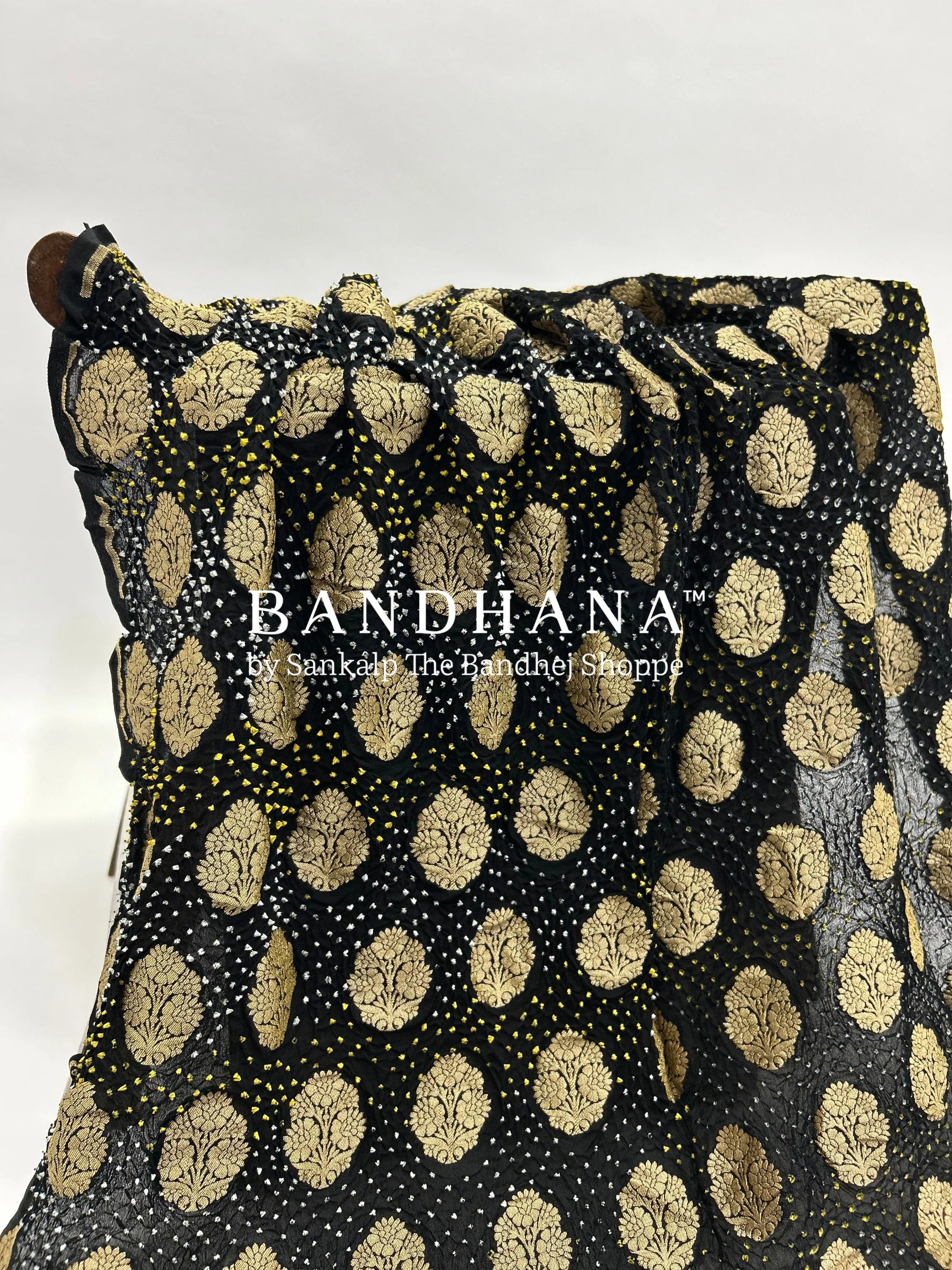 Black Georgette Banarasi Bandhani Kurti Material black / Georgette Dresses