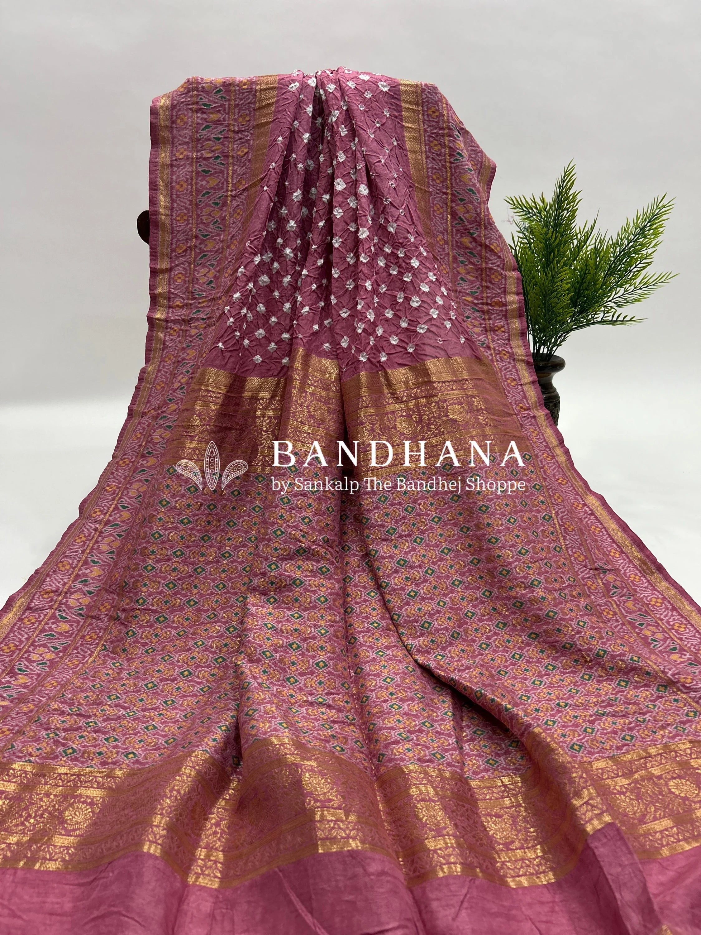 Dark Onion Pink Color Malai Silk Single Dot Bandhani Saree pink / Malai Silk Sarees