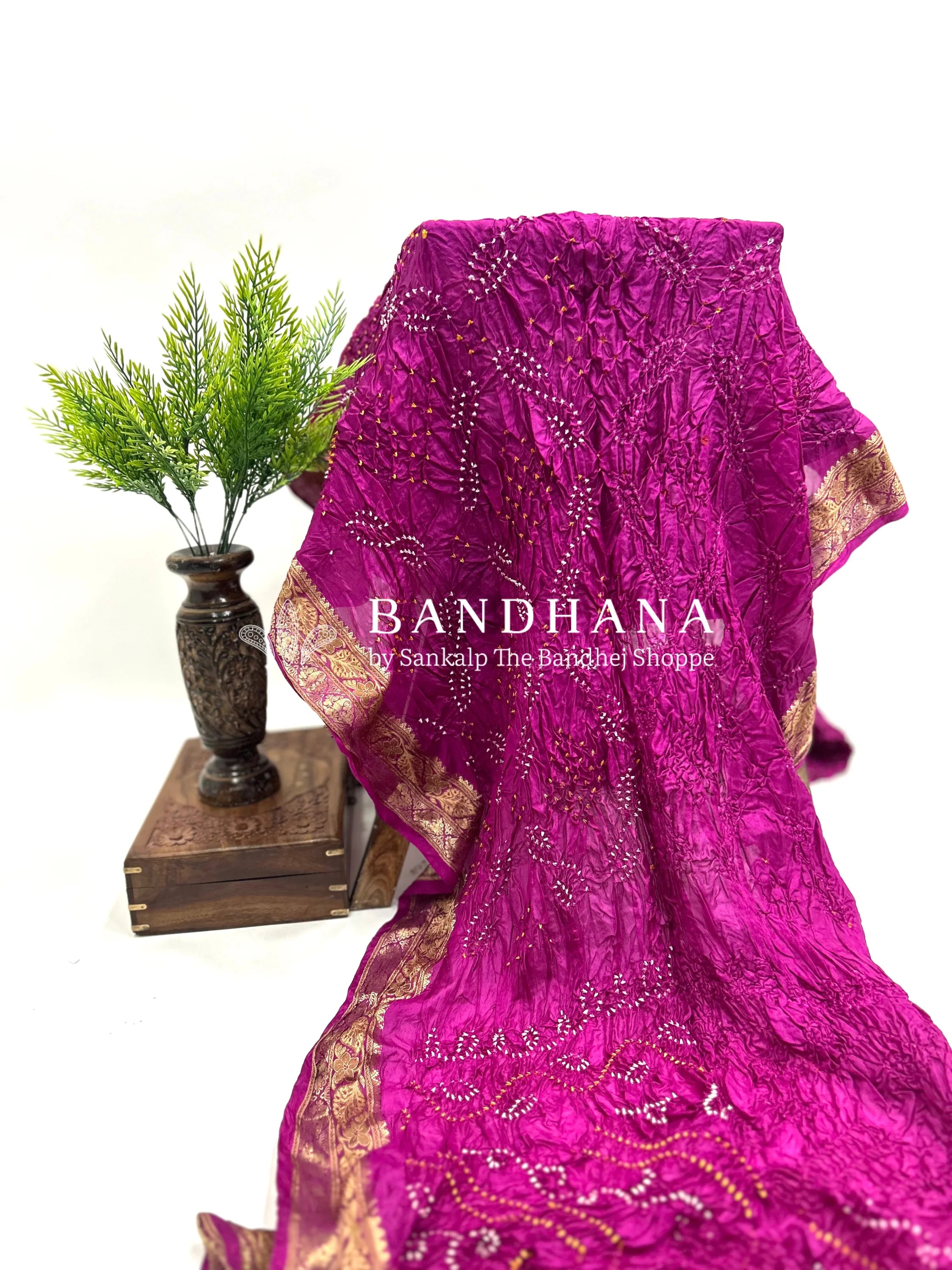 Deep Rani Soft Silk Resham Border Bandhani Saree magenta / Soft Silk Sarees