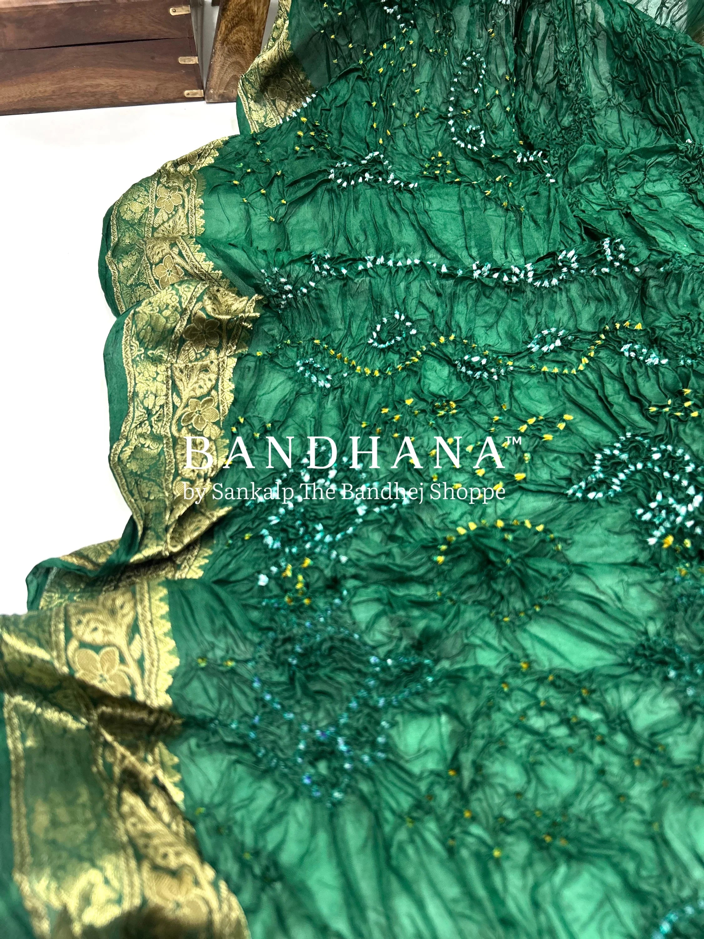 Green Soft Silk Resham Border Bandhani Saree seagreen / Soft Silk Sarees
