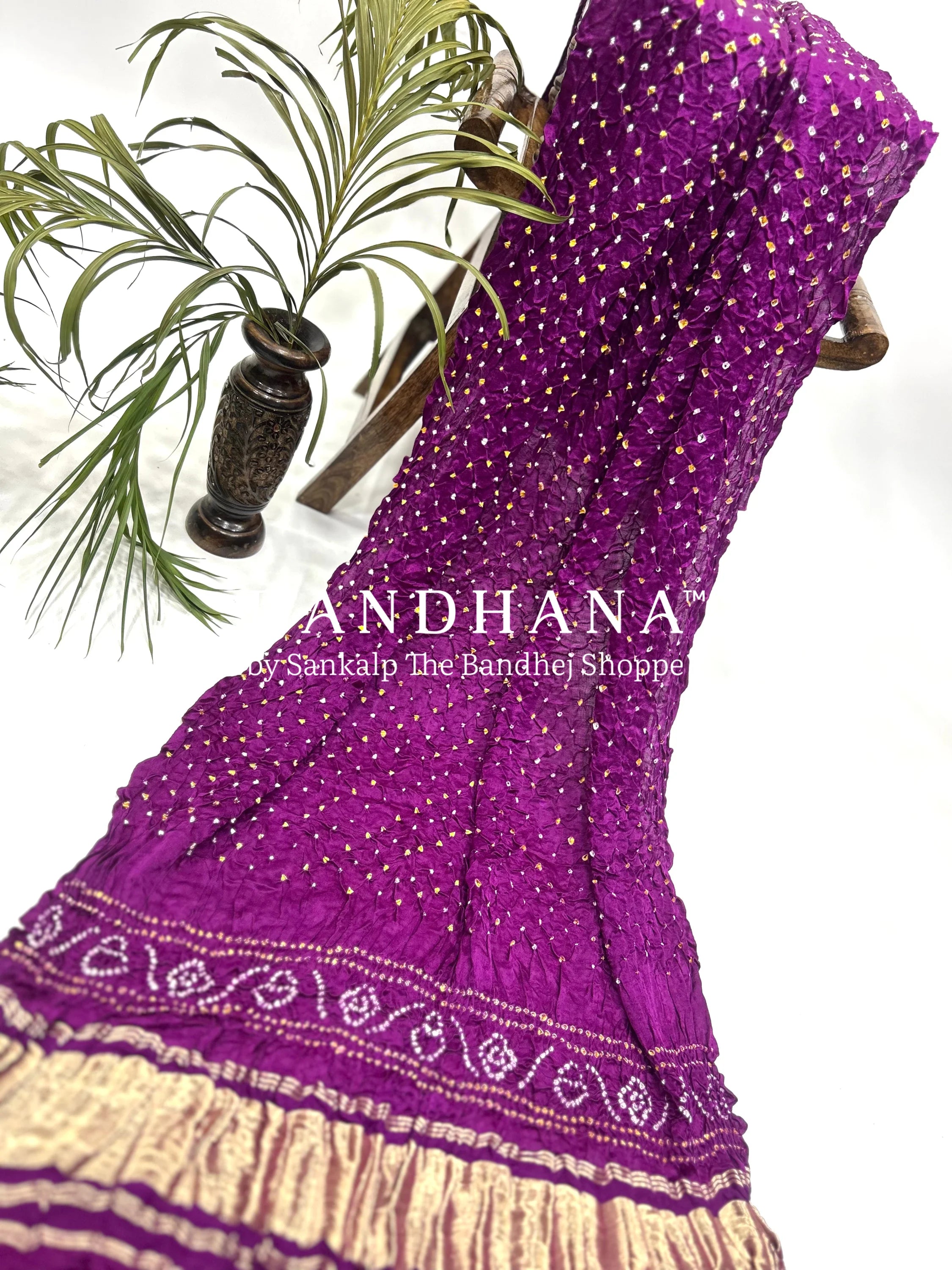 Maganta Gajji Silk Single Dot Bandhani Dupatta Dupattas
