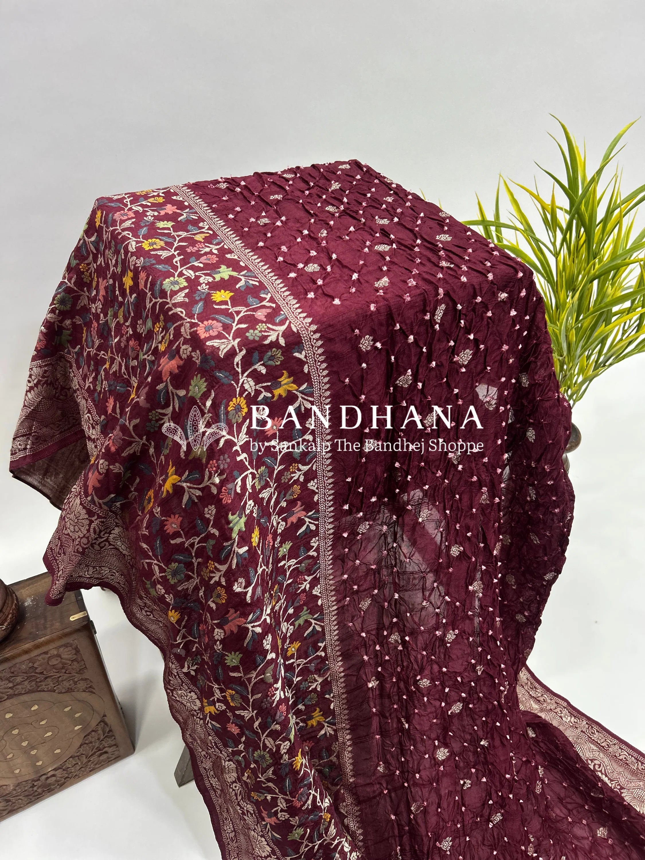 Maroon Art Tussar Silk Bandhani Saree maroon / Tussar Silk Sarees