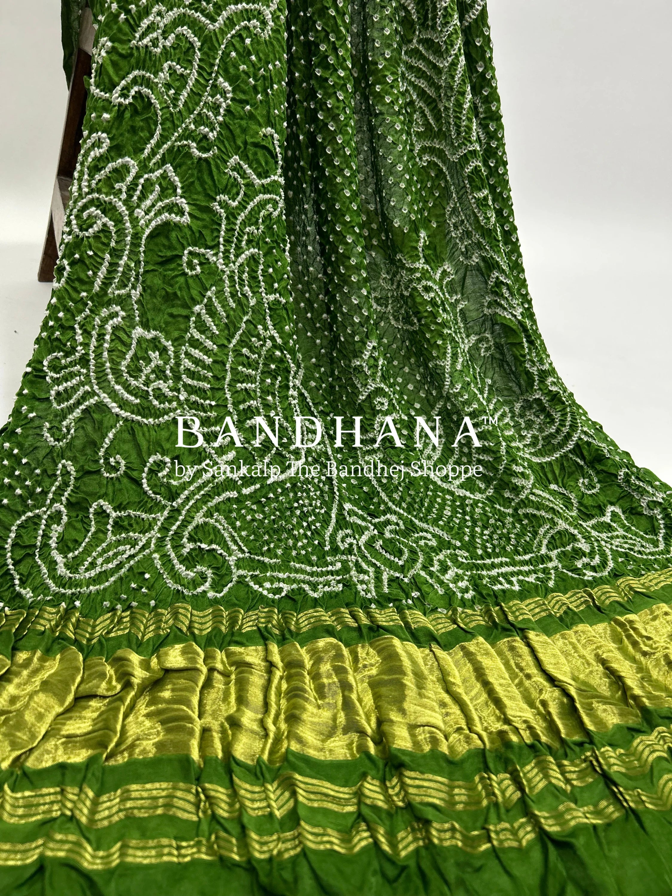 Mehendi Gaji Silk MorPankh Bandhani Dupatta green / Gaji Silk Dupattas