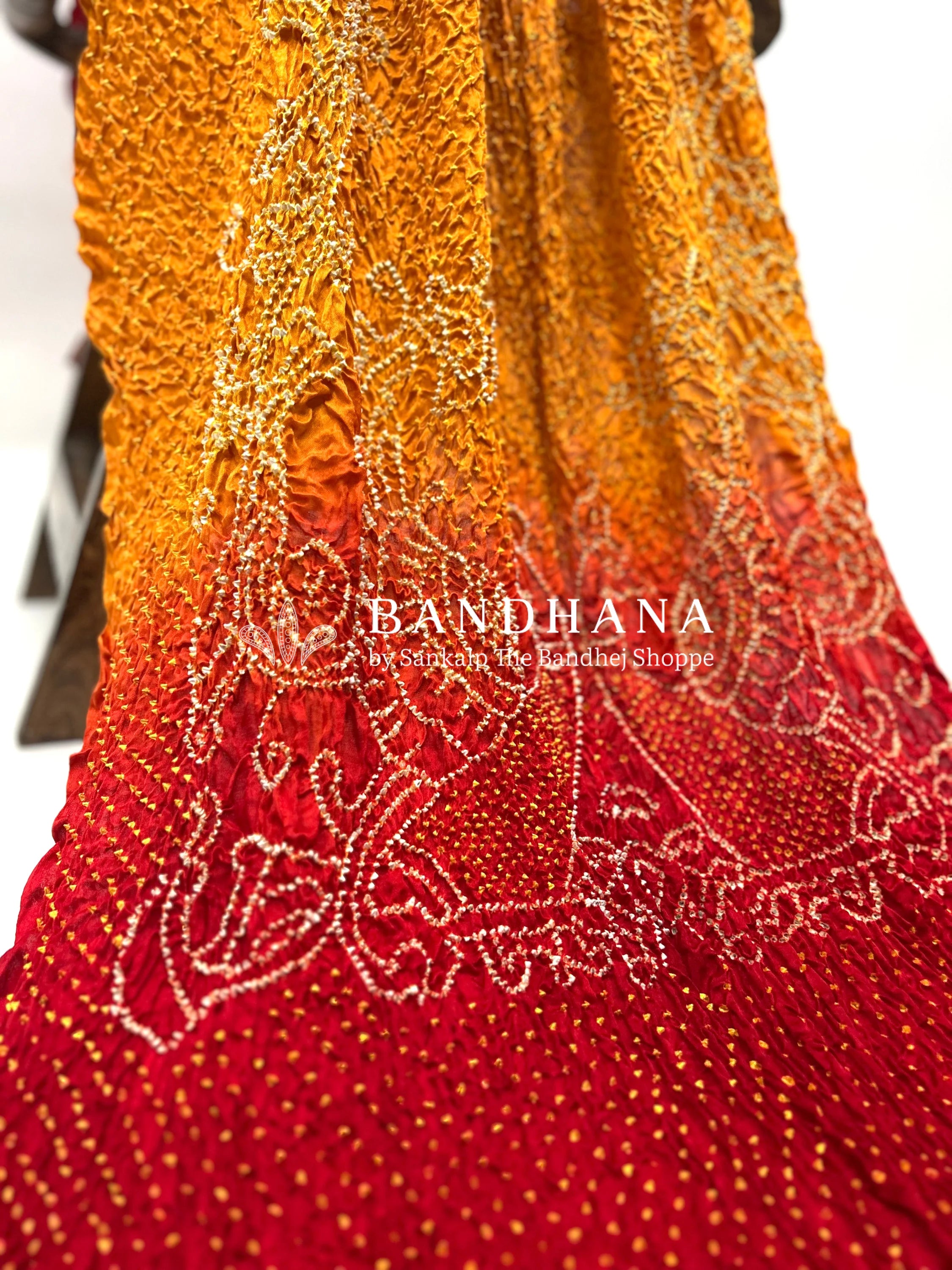 Mustard-Maroon Gaji Silk Mor Pankh Bandhani Dupatta orange / Gajji Silk Dupattas