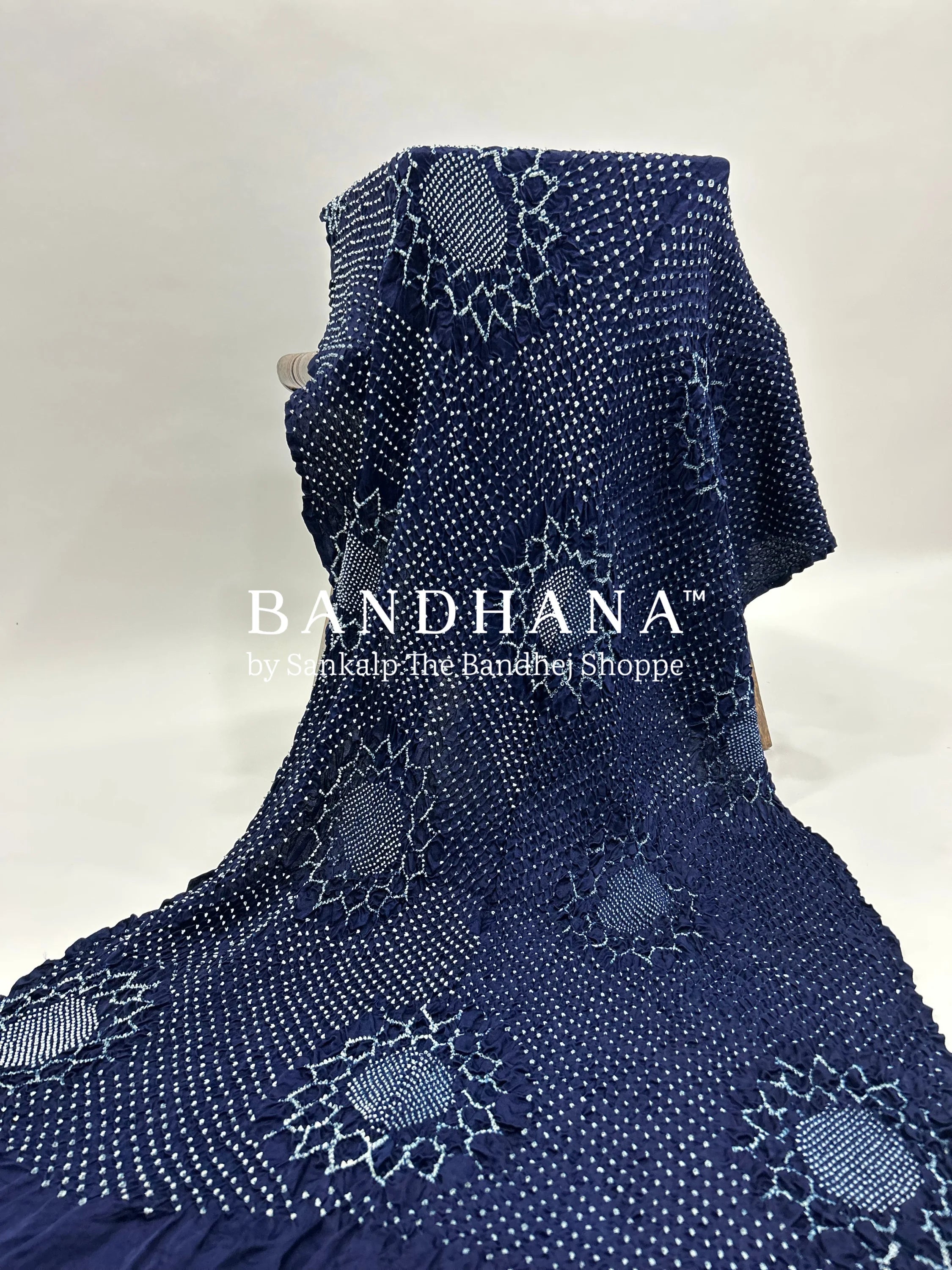 Navy Blue Gajji Silk Lotus Bandhani Dupatta navy / Gajji Silk Dupattas