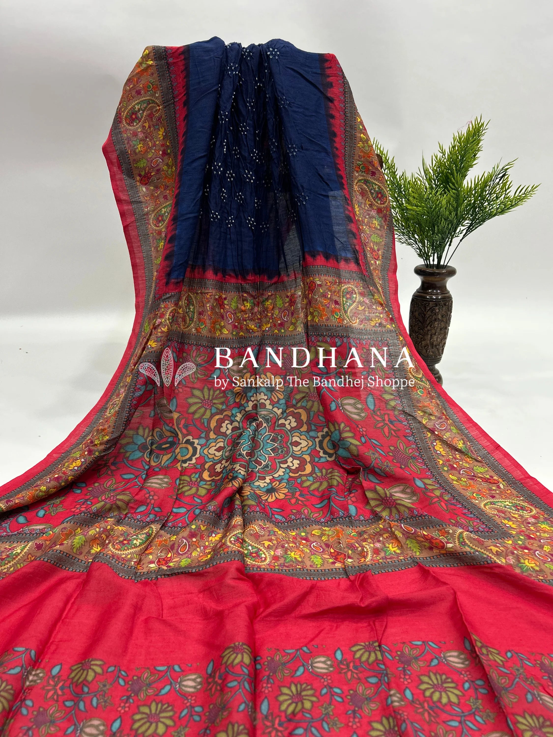 Navy Blue-Red Muga Silk Digital Kashmiri Print Bandhani Saree red / Malai Silk Sarees