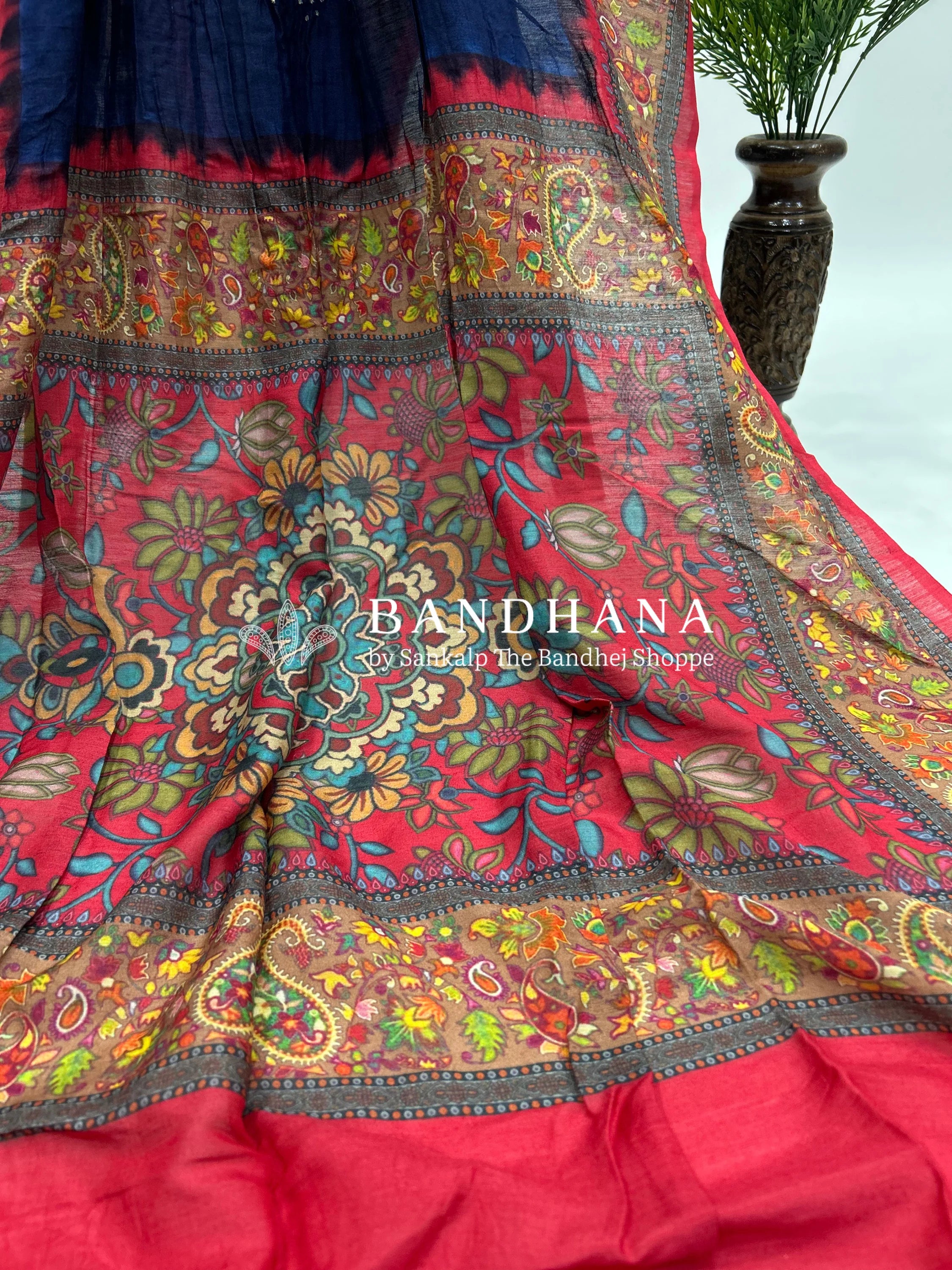 Navy Blue-Red Muga Silk Digital Kashmiri Print Bandhani Saree red / Malai Silk Sarees