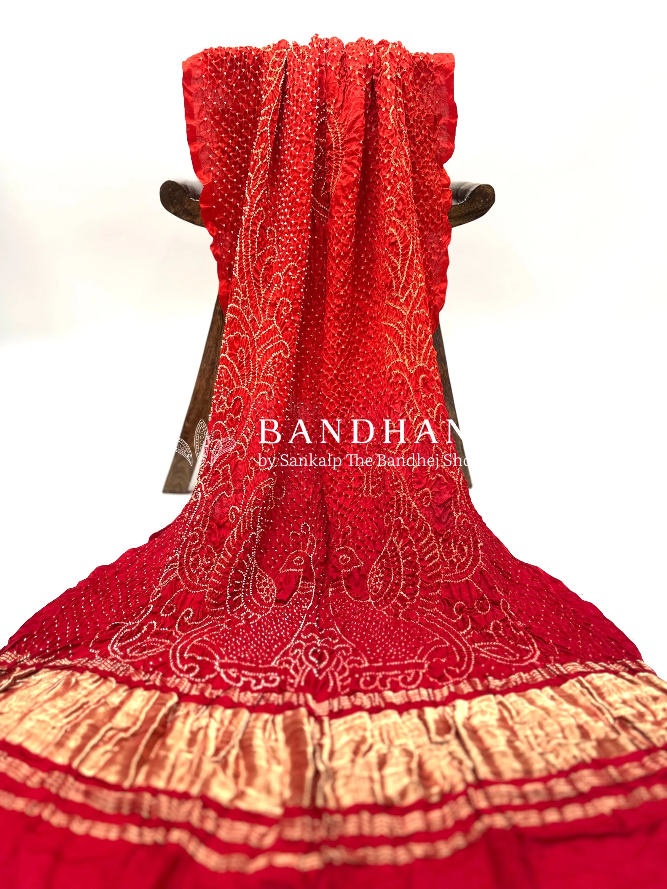 Orange-Red Gaji Silk Mor Pankh Bandhani Dupatta orangered / Gajji Silk Dupattas