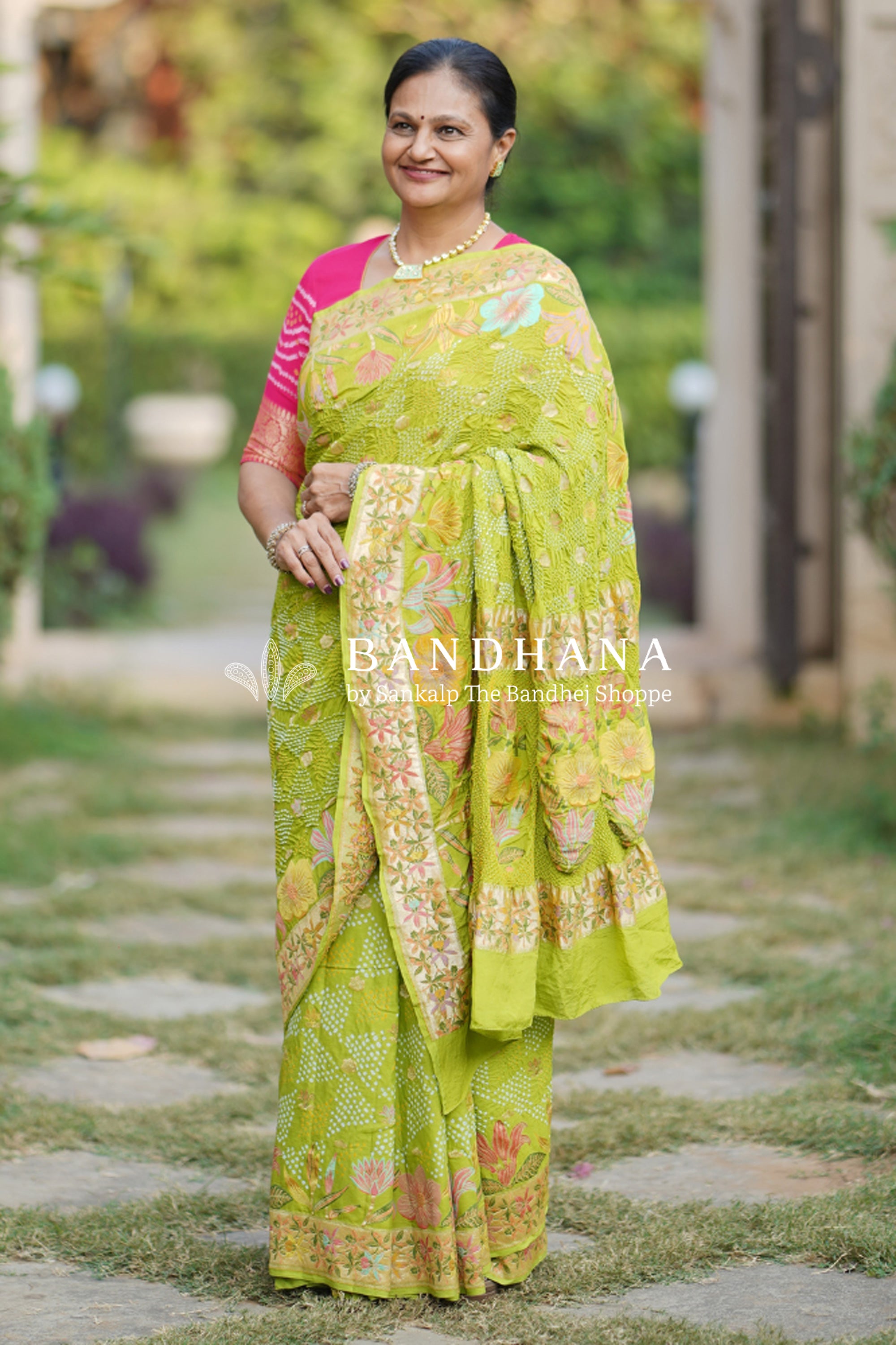 Parrot Green Banarasi Minakari Handloom Saree Sarees