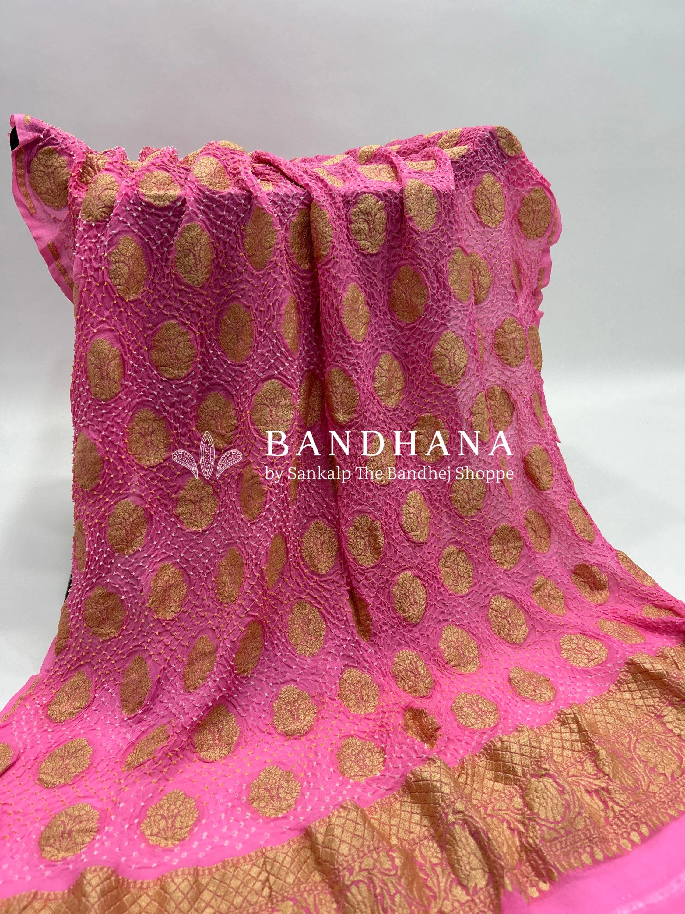 Pink Georgette Banarasi Bandhani Kurti Material pink / Georgette Dresses