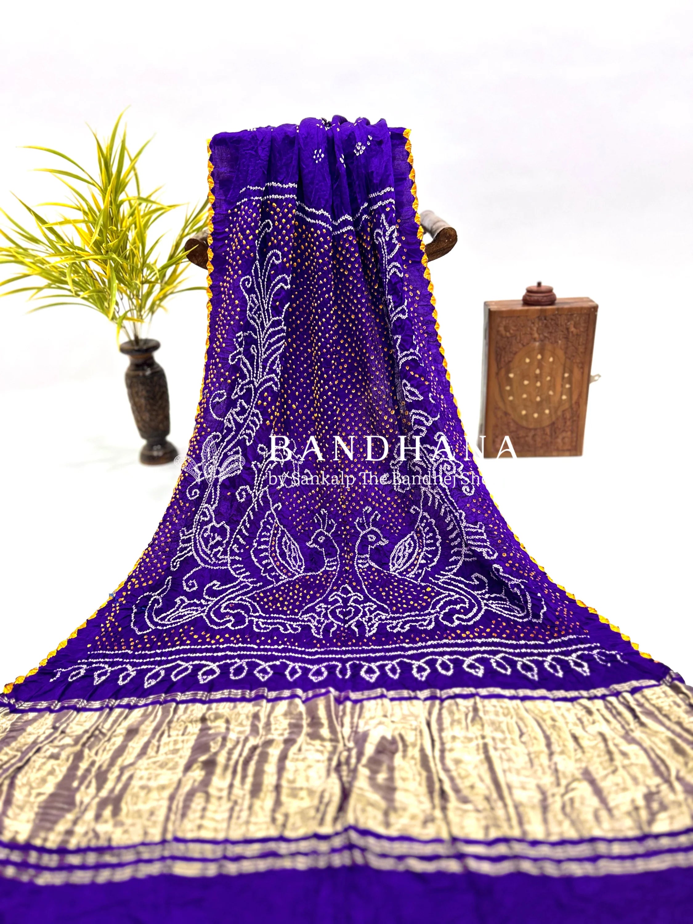 Purple Mor Palav Gajji Designer Bandhani Saree purple / Gajji Silk Sarees