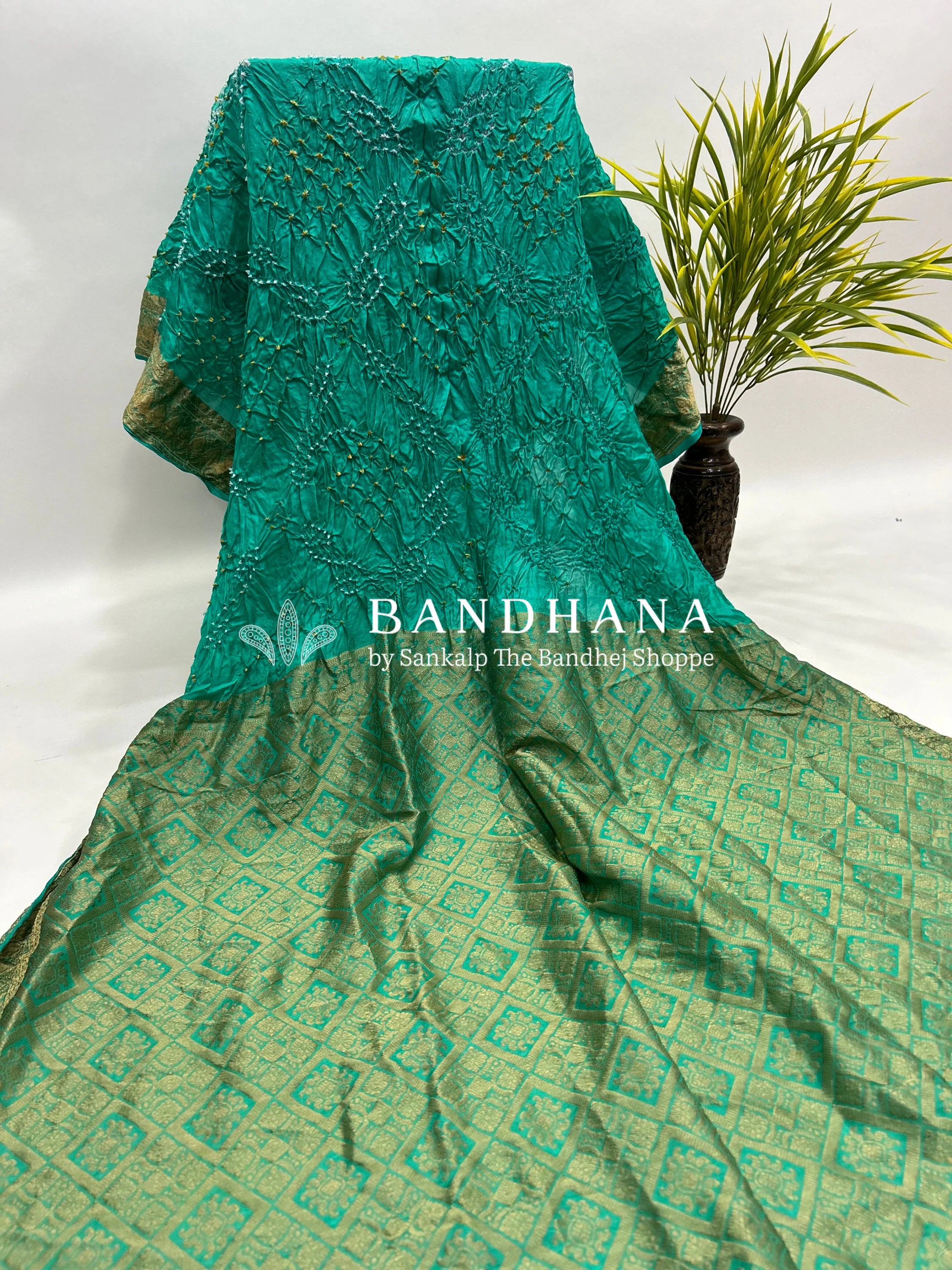 Sea Green Soft Silk Resham Palav Bandhani Saree lightseagreen / Soft Silk Sarees