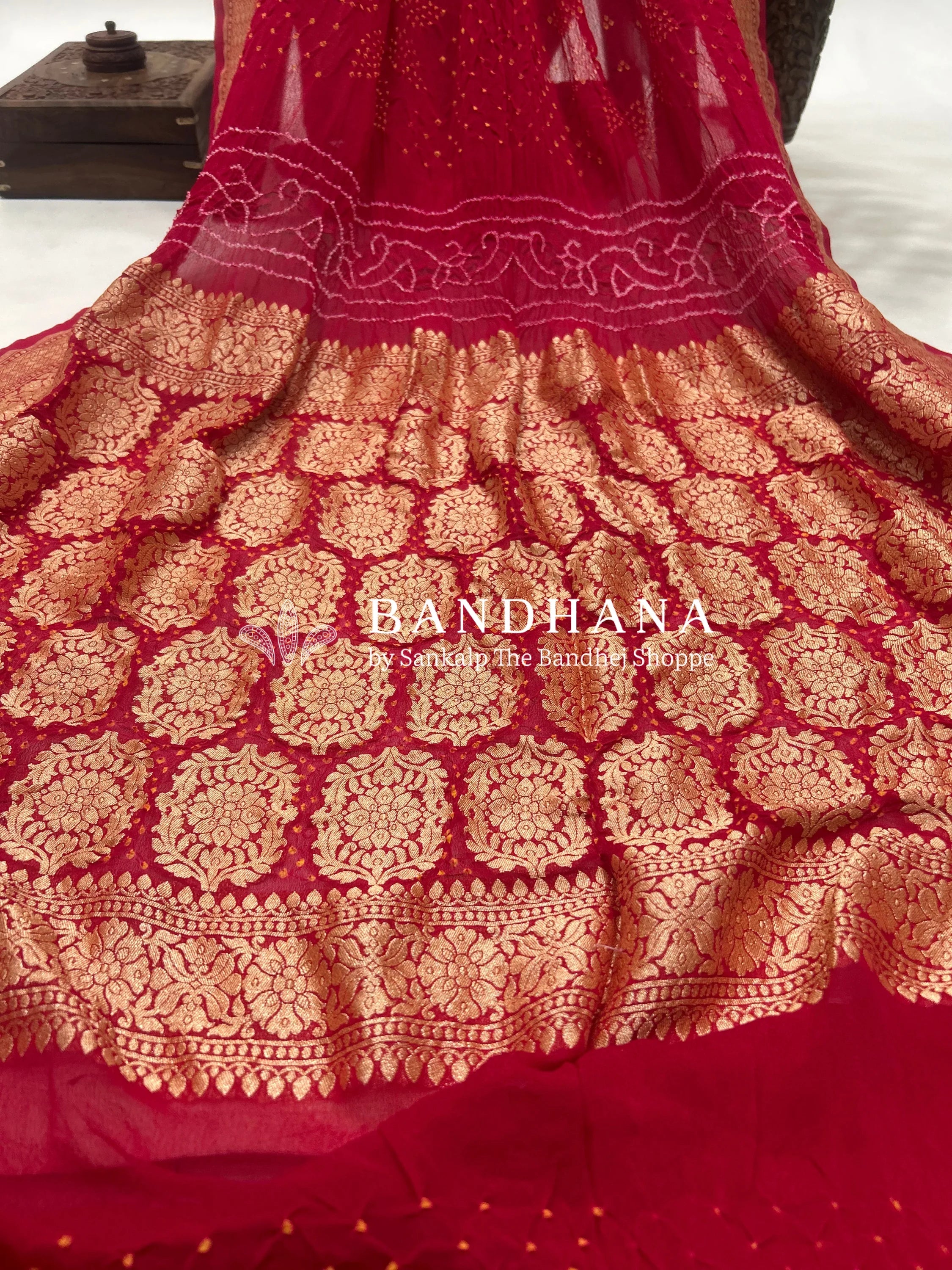 Strawberry Pink Georgette Bananrasi All Over Rai Bandhani Saree Sarees