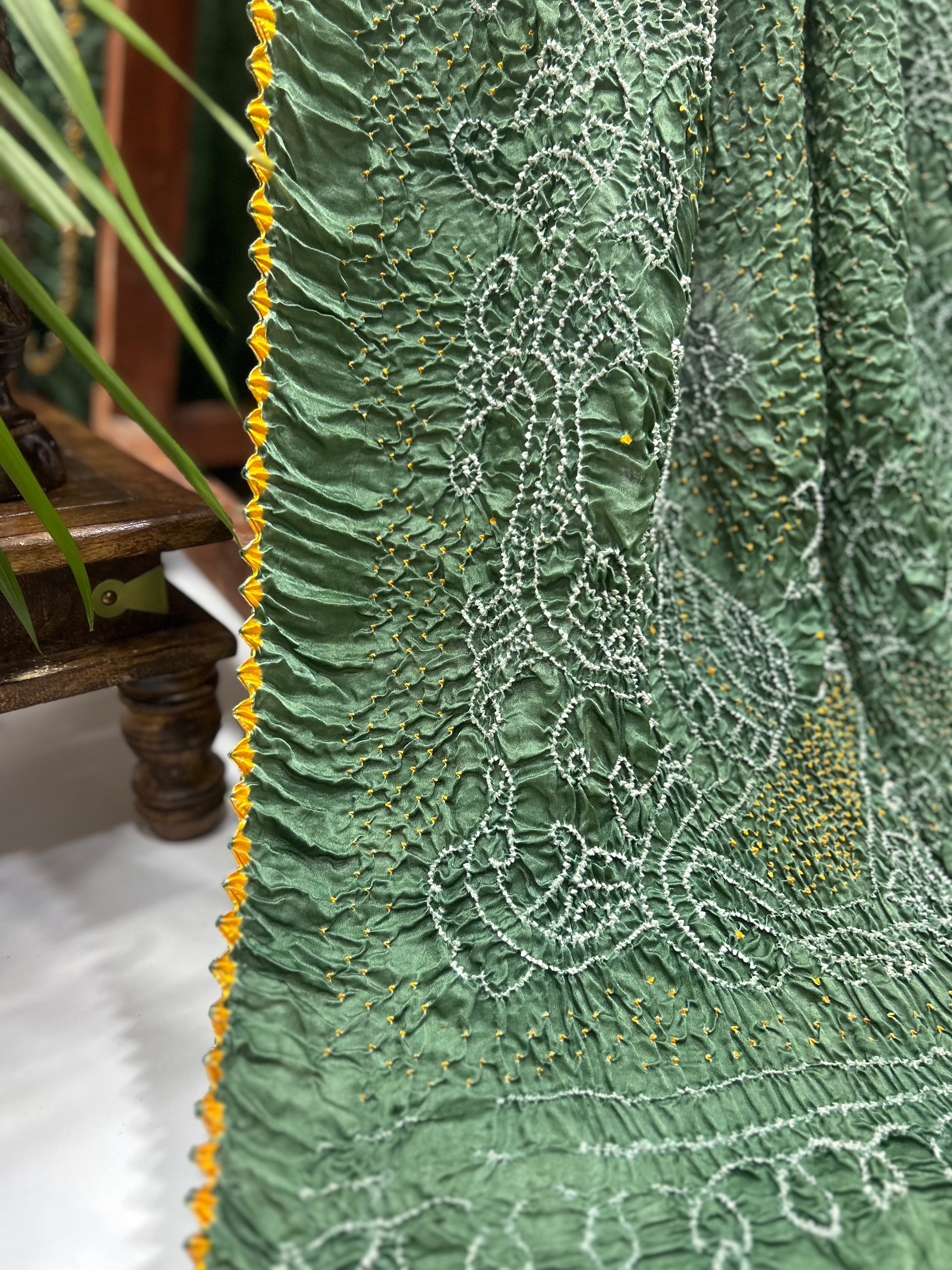 Pista Mor Palav Gajji Designer Bandhani Saree Sarees