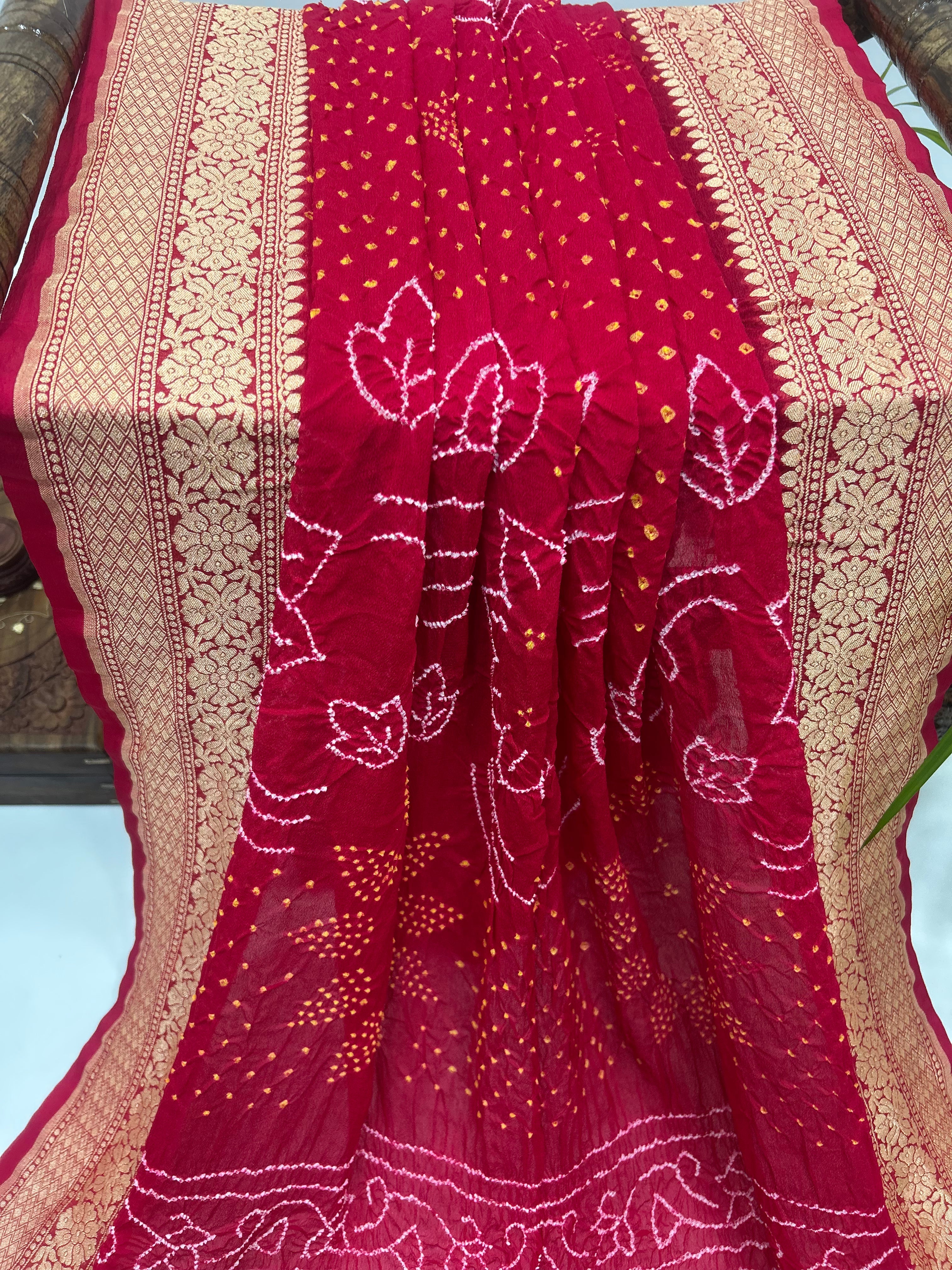 Strawberry Pink Georgette Bananrasi All Over Rai Bandhani Saree Sarees