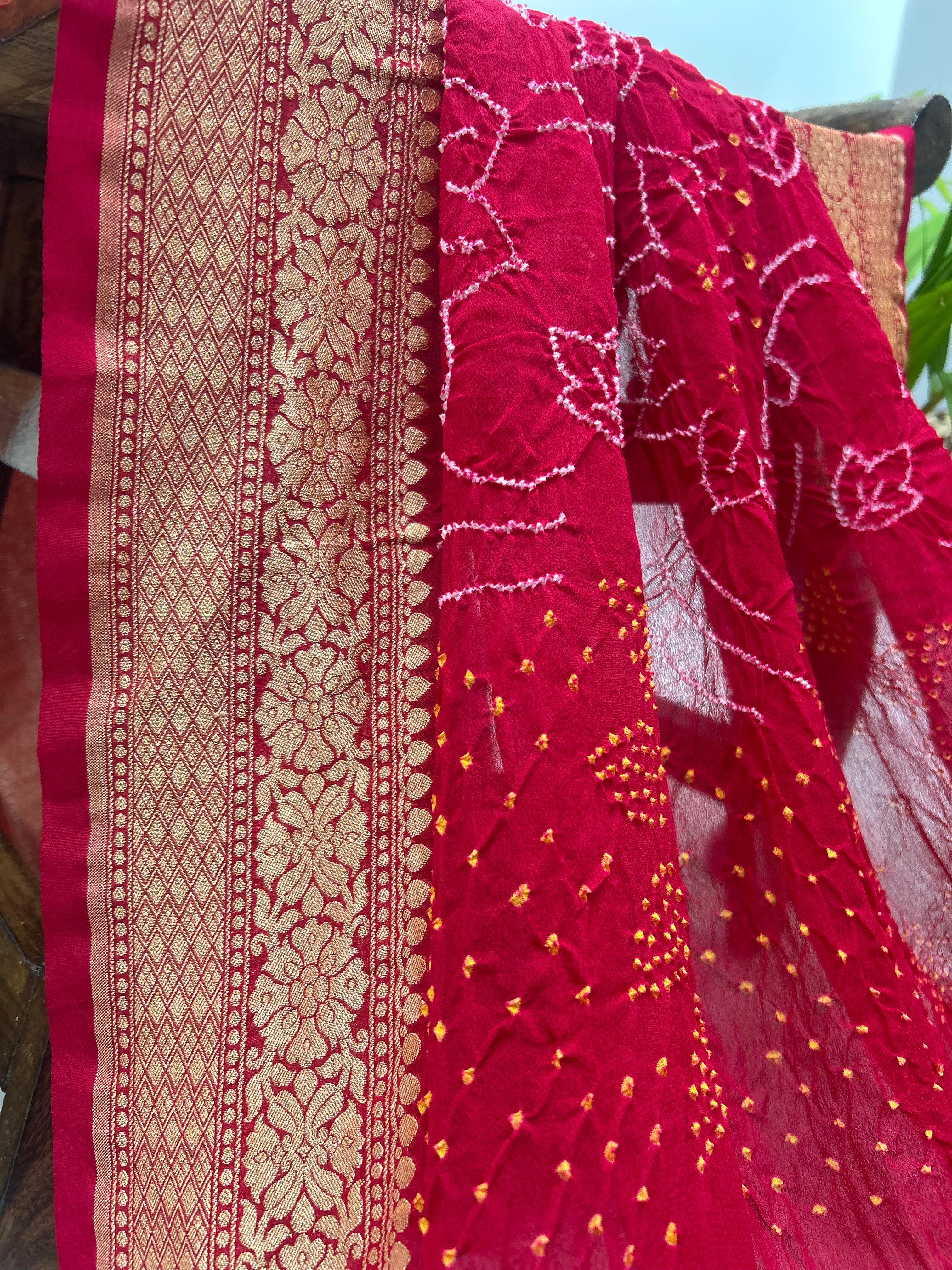Strawberry Pink Georgette Bananrasi All Over Rai Bandhani Saree Sarees
