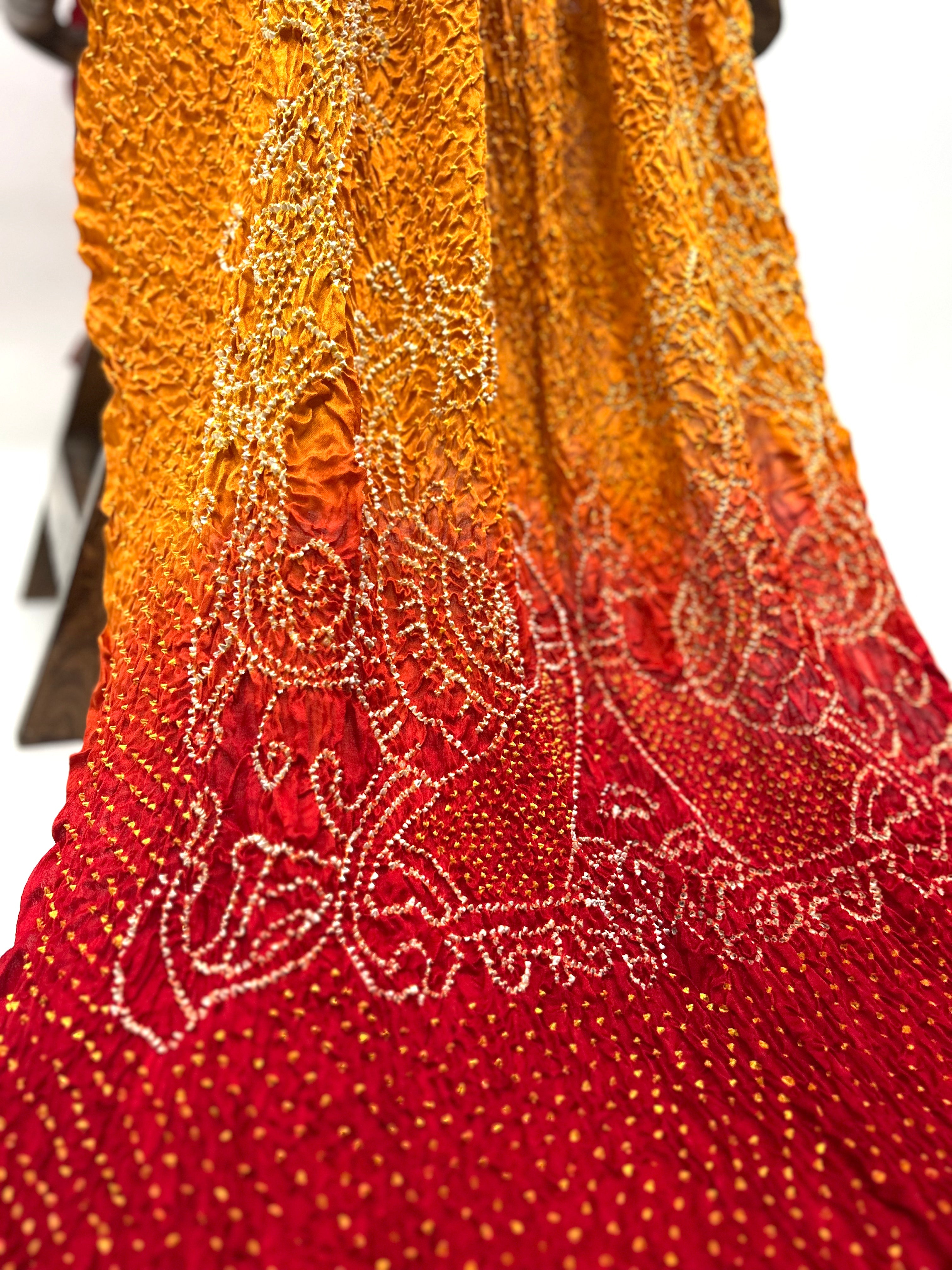 Mustard-Maroon Gaji Silk Mor Pankh Bandhani Dupatta orange / Gajji Silk Dupattas