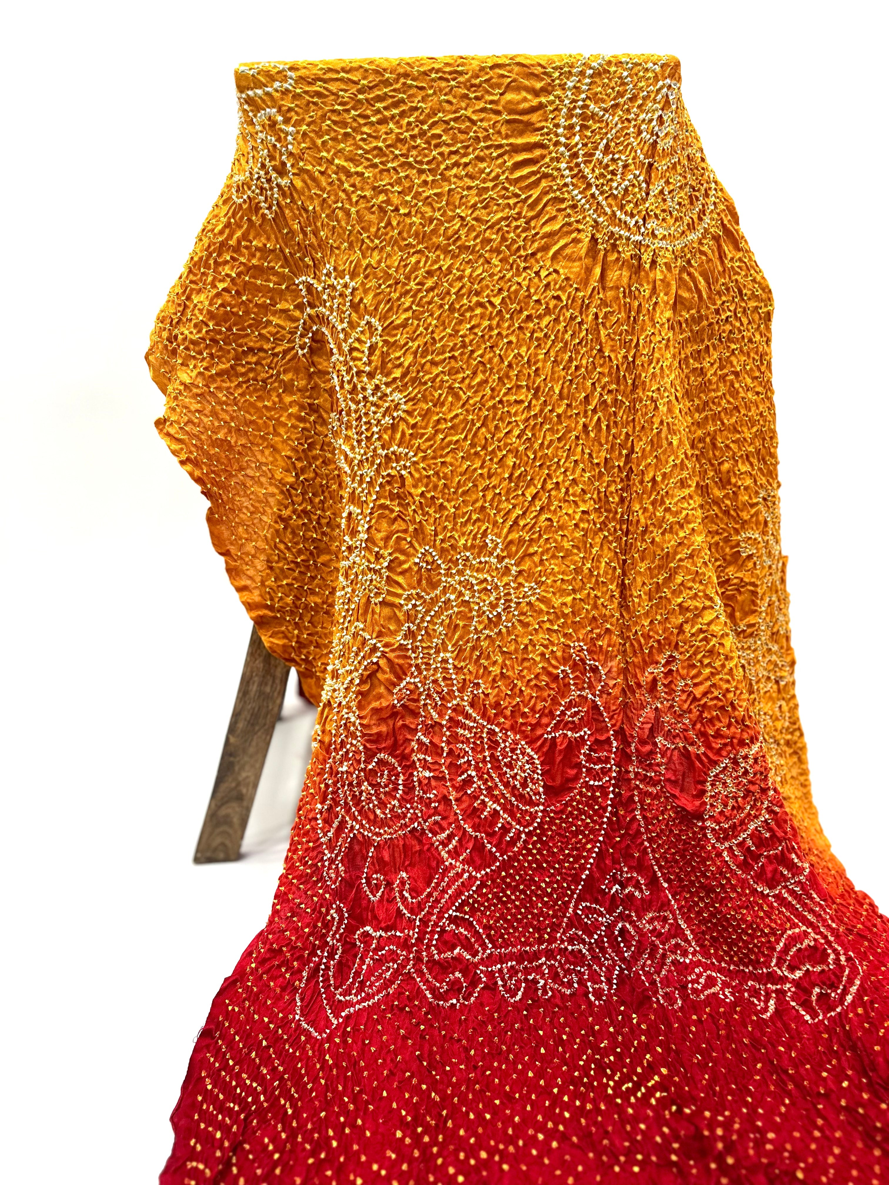 Mustard-Maroon Gaji Silk Mor Pankh Bandhani Dupatta orange / Gajji Silk Dupattas