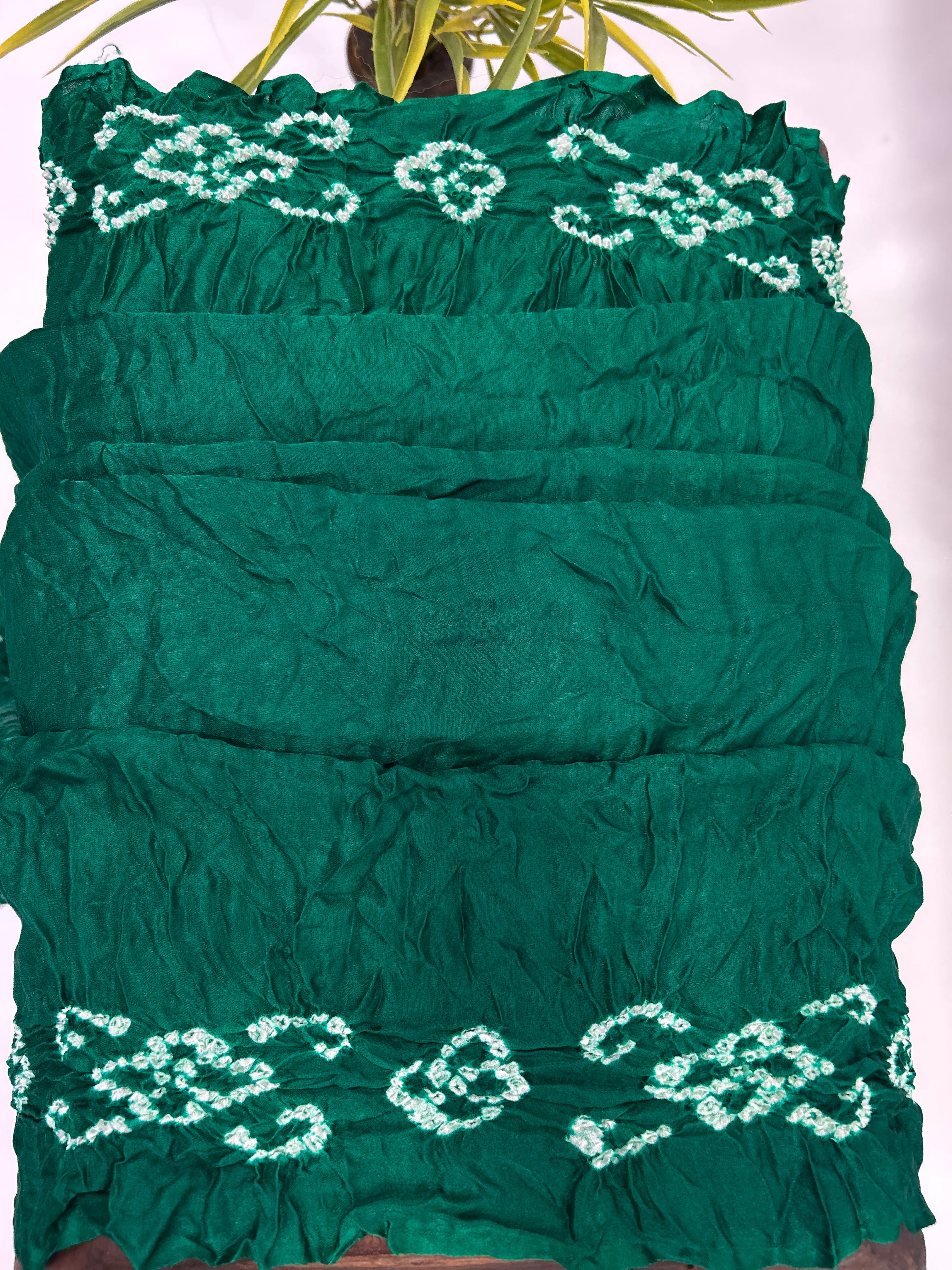 Bottle Green Gajji Silk Single Dot Bandhani Saree green / Gajji Silk Sarees