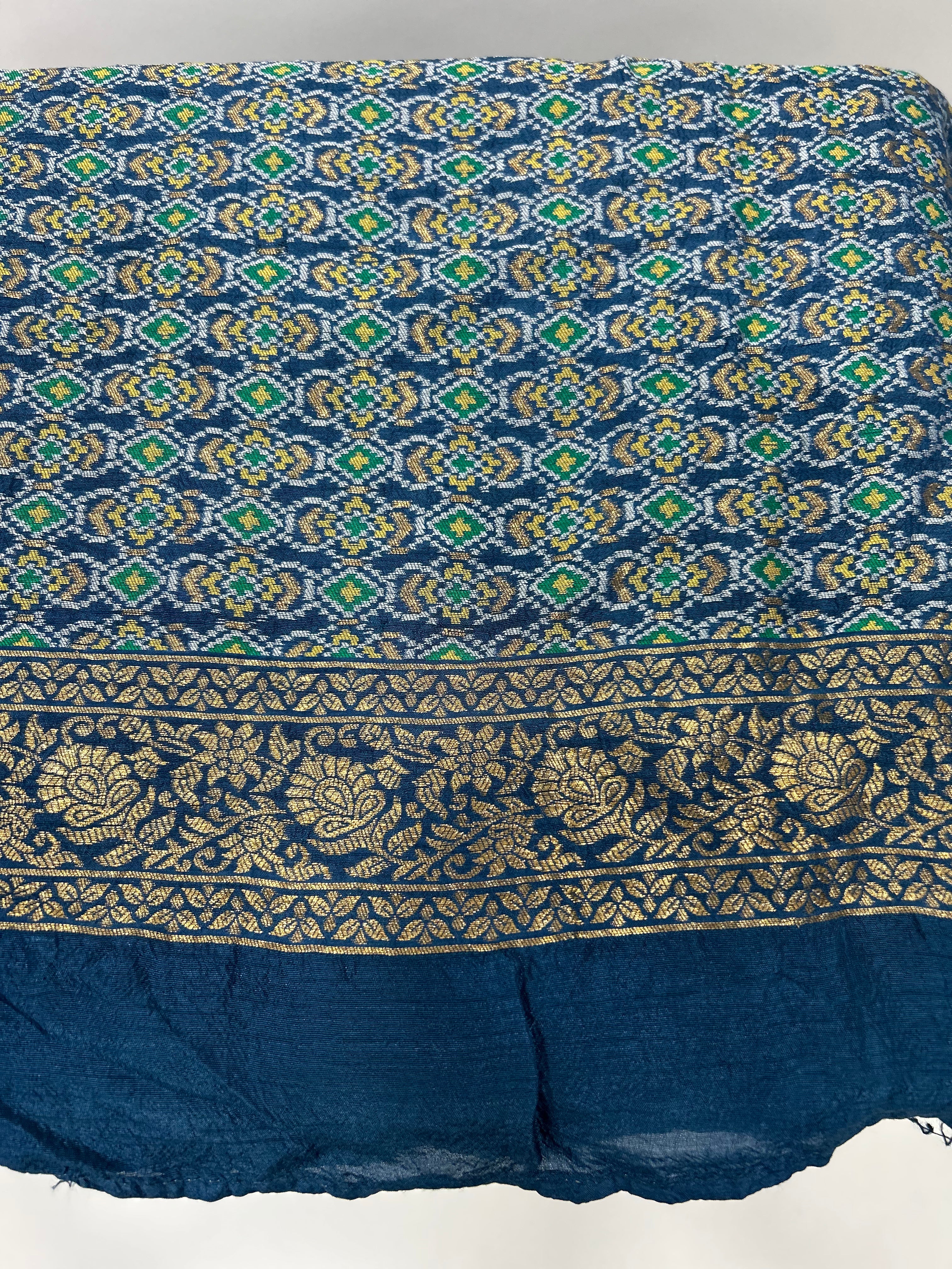 Indigo Color Malai Silk Single Dot Bandhani Saree blue / Malai Silk Sarees