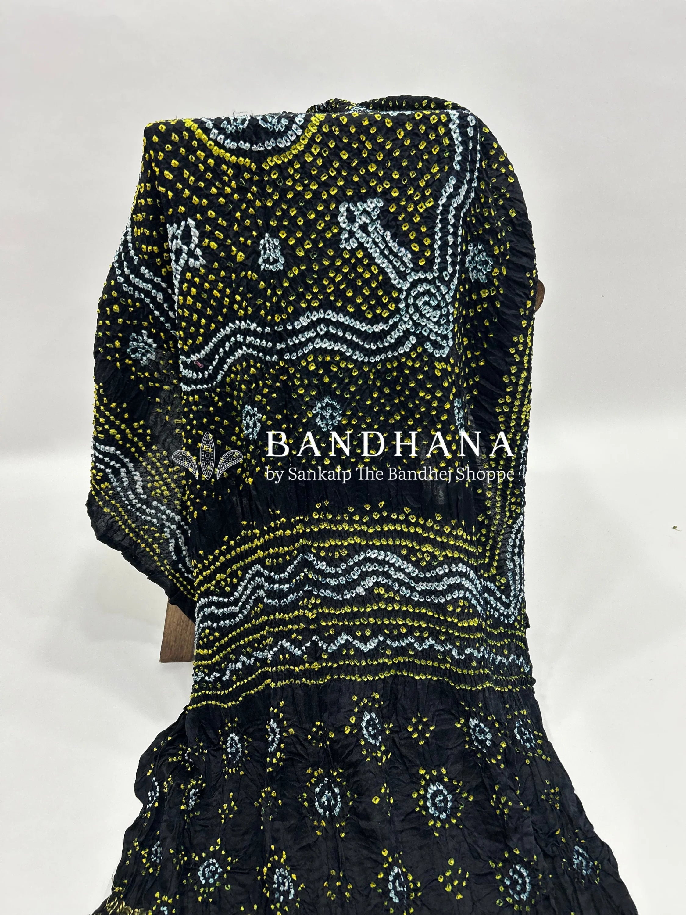 Black Gajji Silk Chandrakani Dupatta black / Gajji Silk Dupattas