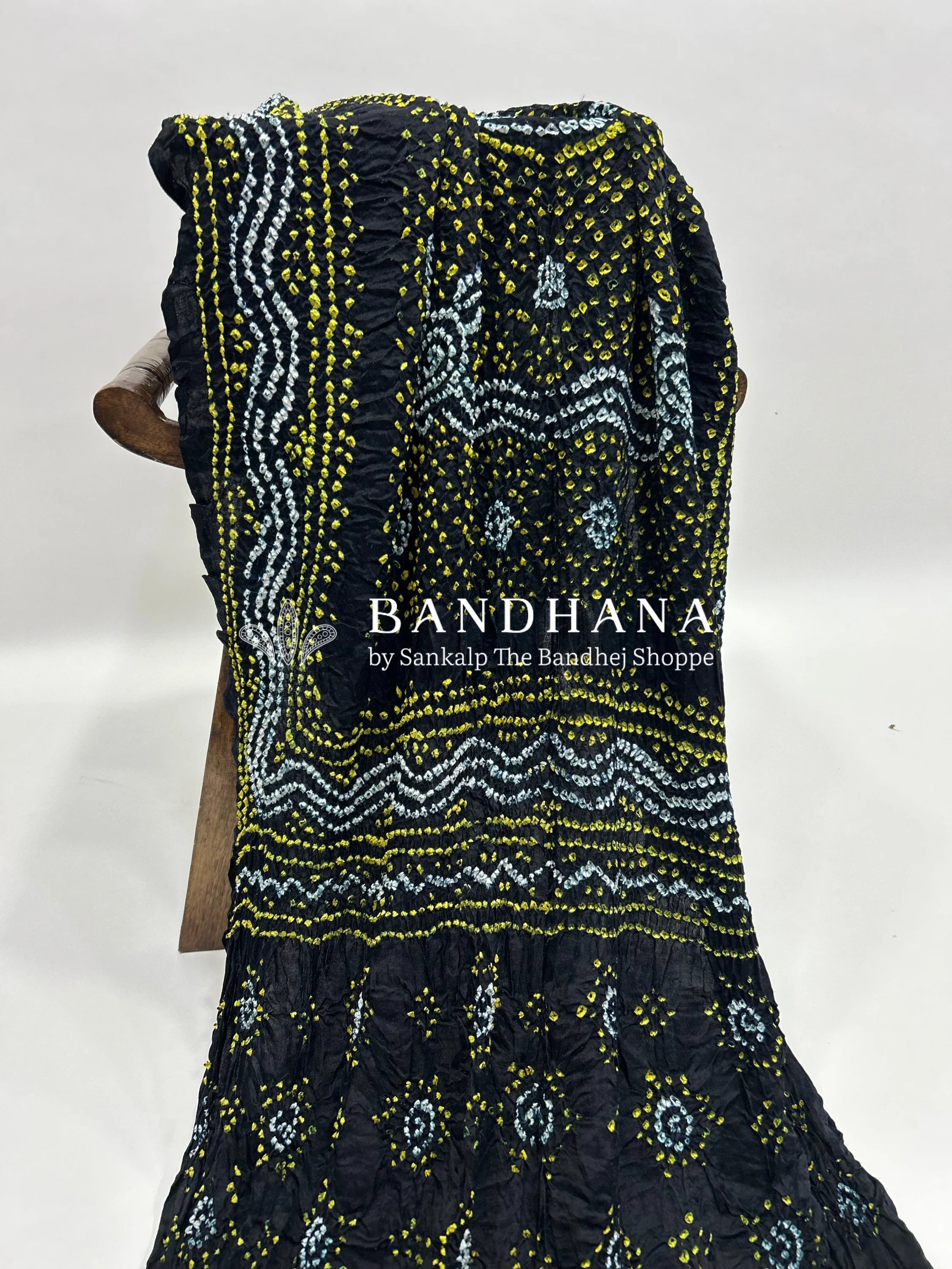 Black Gajji Silk Chandrakani Dupatta black / Gajji Silk Dupattas