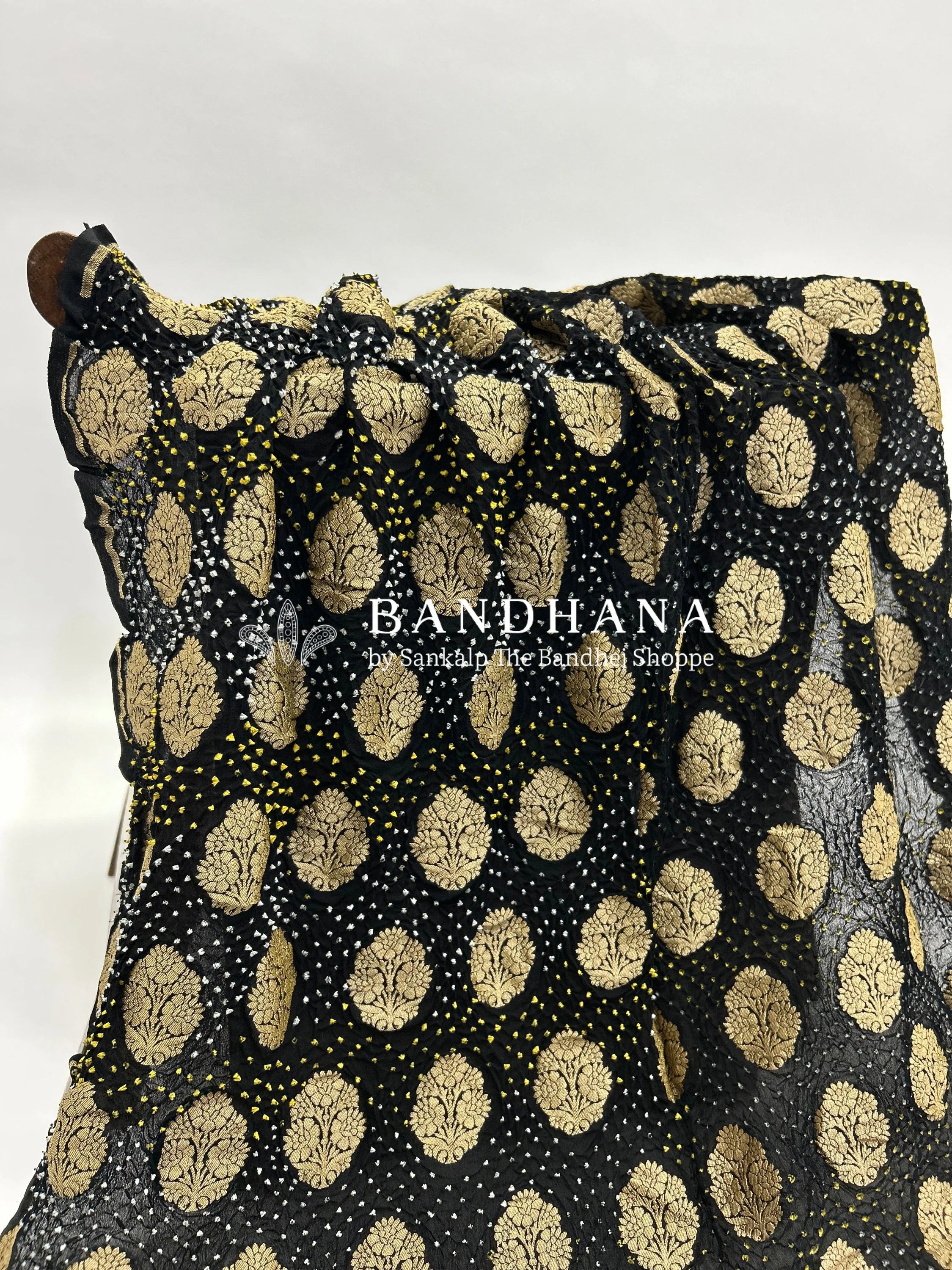 Black Georgette Banarasi Bandhani Kurti Material black / Georgette Dresses