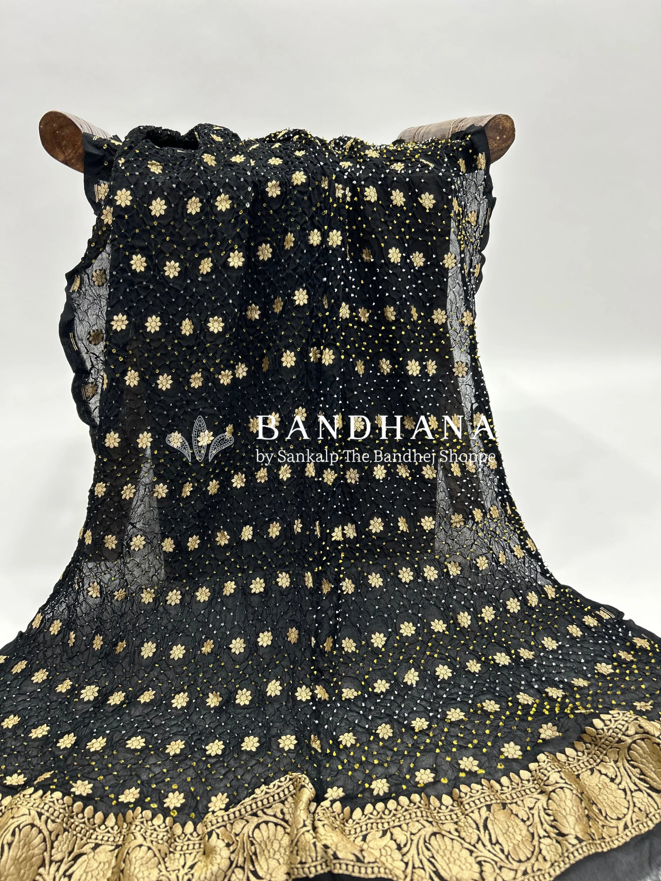 Black Georgette Banarasi Bandhani Kurti Material black / Georgette Dresses