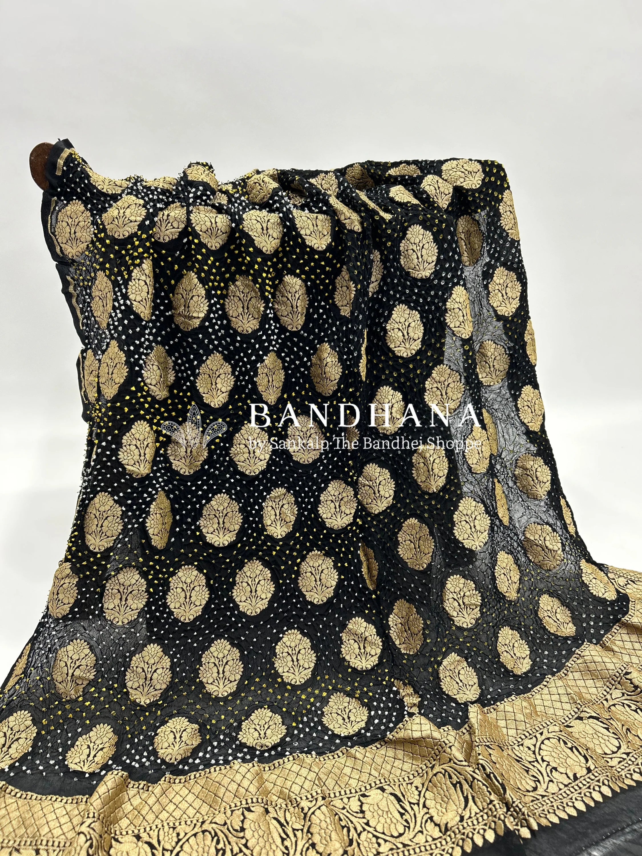 Black Georgette Banarasi Bandhani Kurti Material black / Georgette Dresses