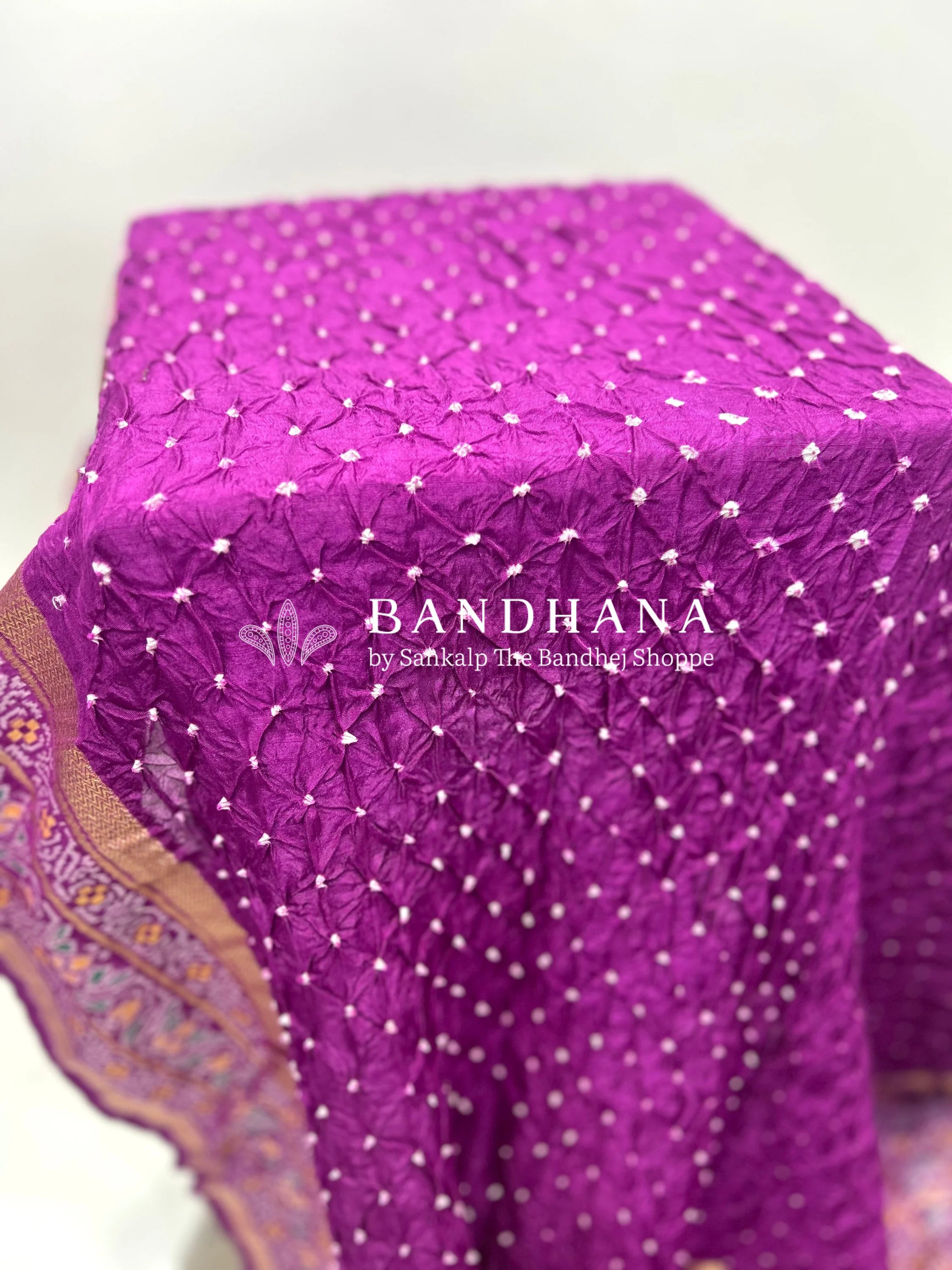 Brinjal Color Malai Silk Single Dot Bandhani Saree darkmagenta / Malai Silk Sarees