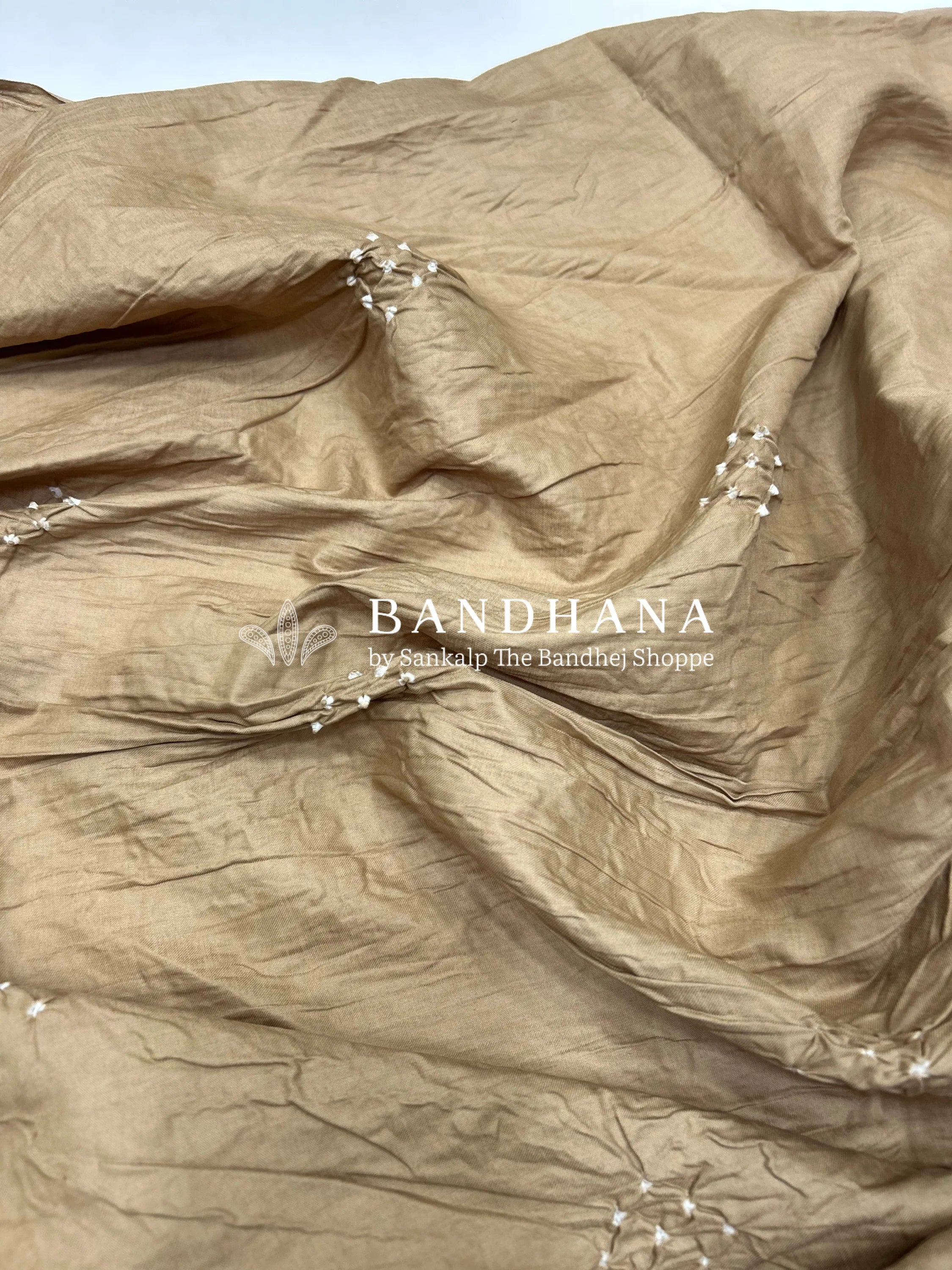 Chiku Cotton Work Bandhani Dress Material (Unstitched) beige / Cotton Dresses