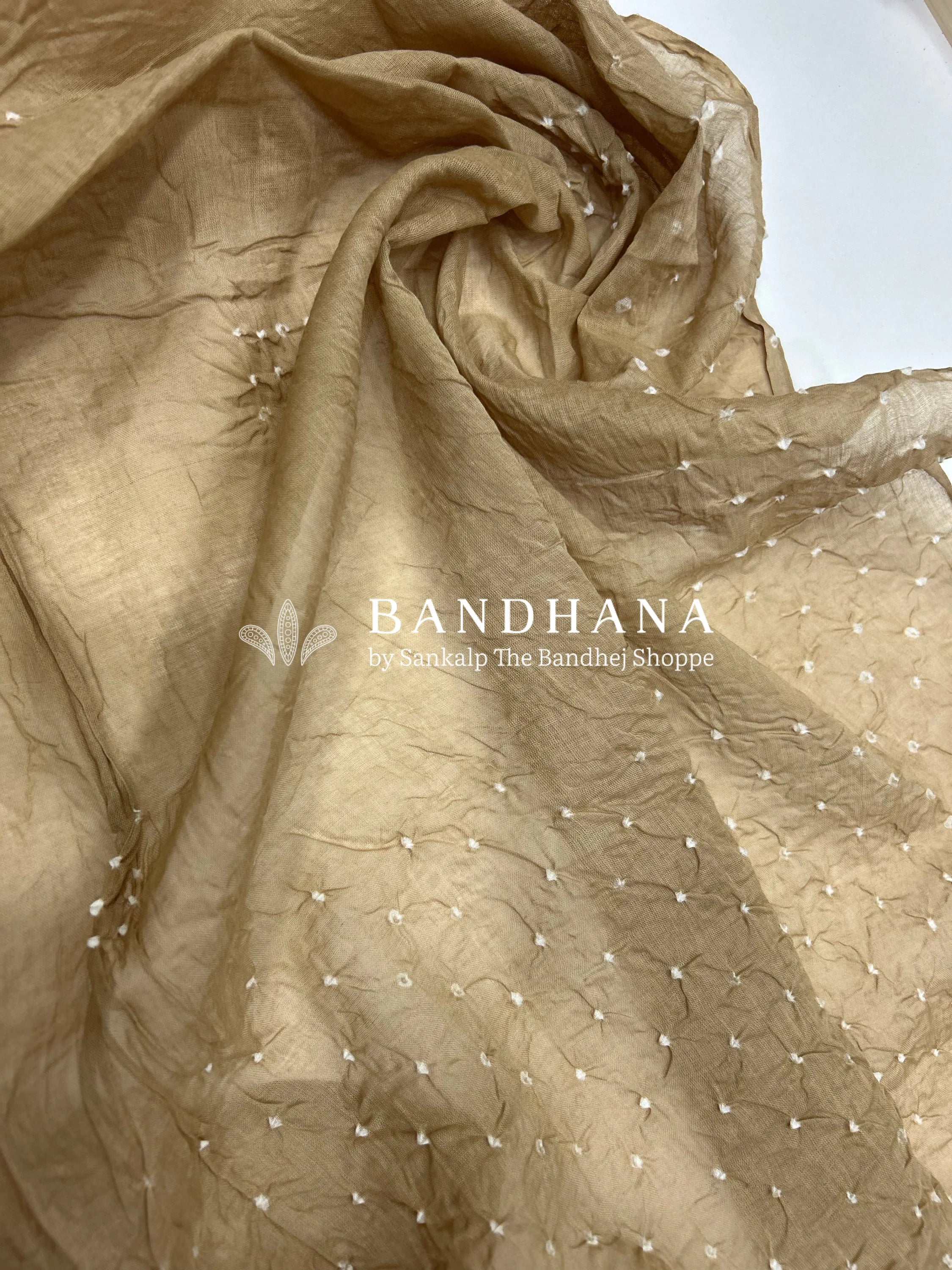 Chiku Cotton Work Bandhani Dress Material (Unstitched) beige / Cotton Dresses