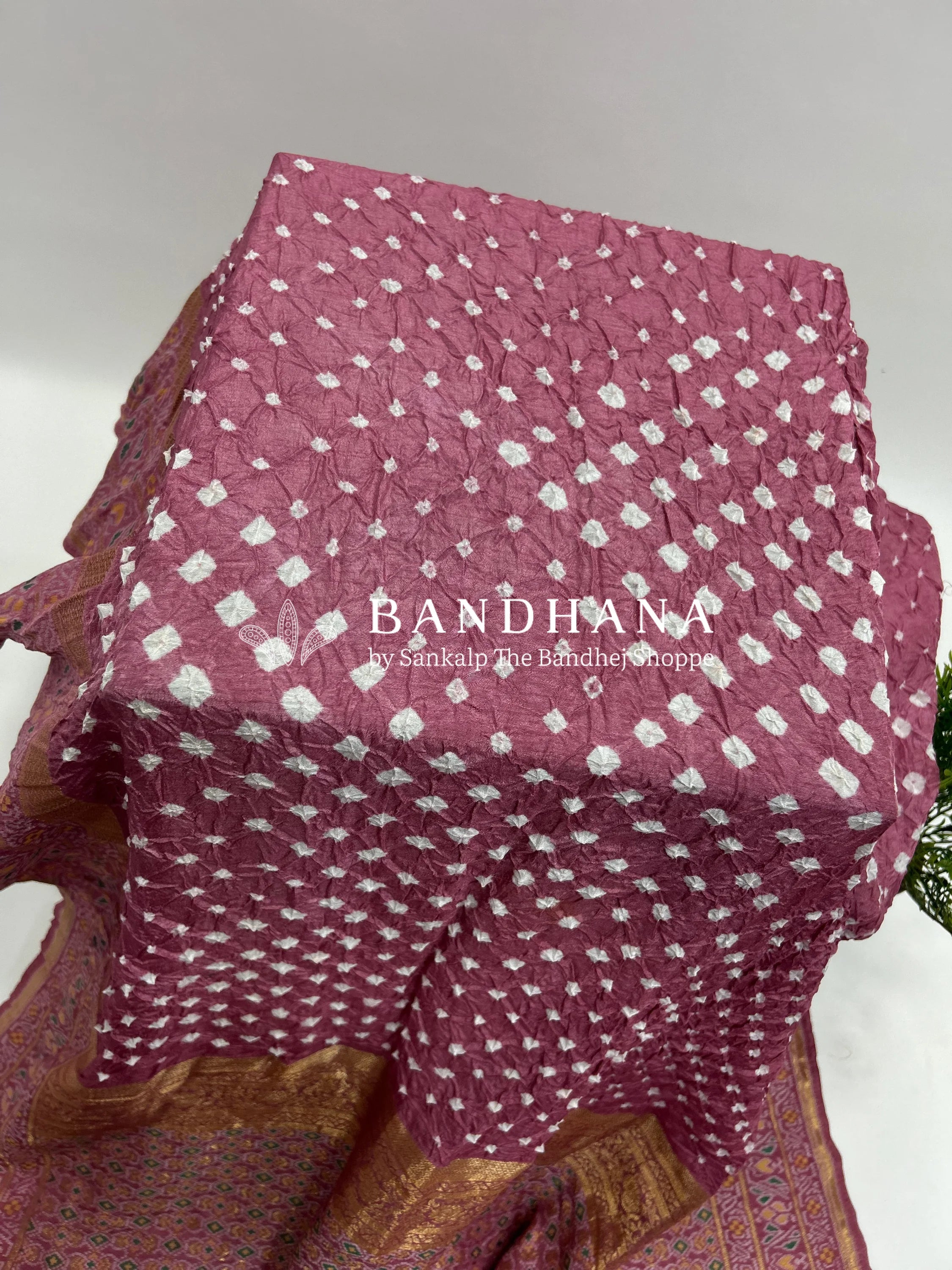 Dark Onion Pink Color Malai Silk Single Dot Bandhani Saree pink / Malai Silk Sarees