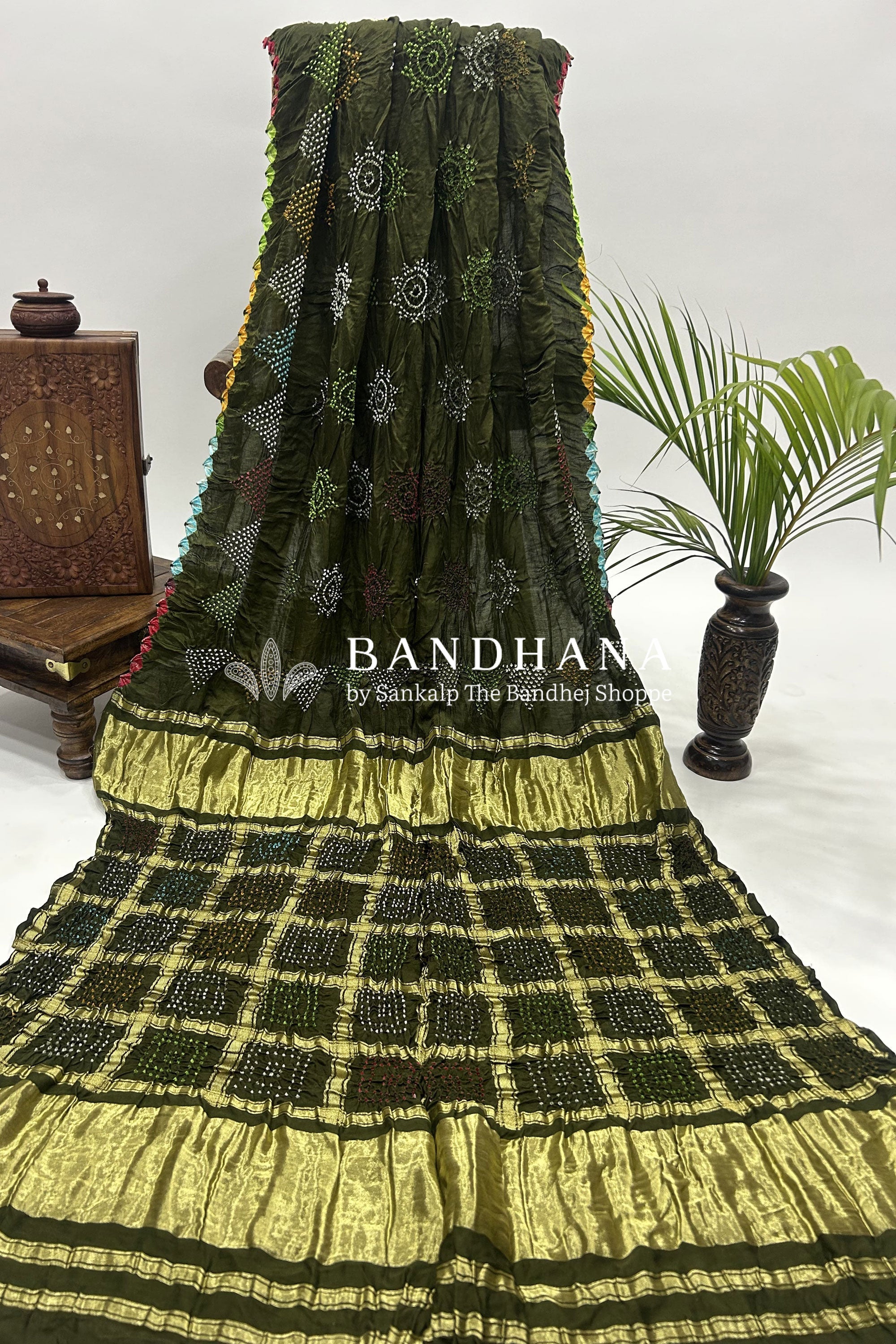 Mutli Mahendi Gajji Silk Bhati Designer Bandhani Saree Sarees