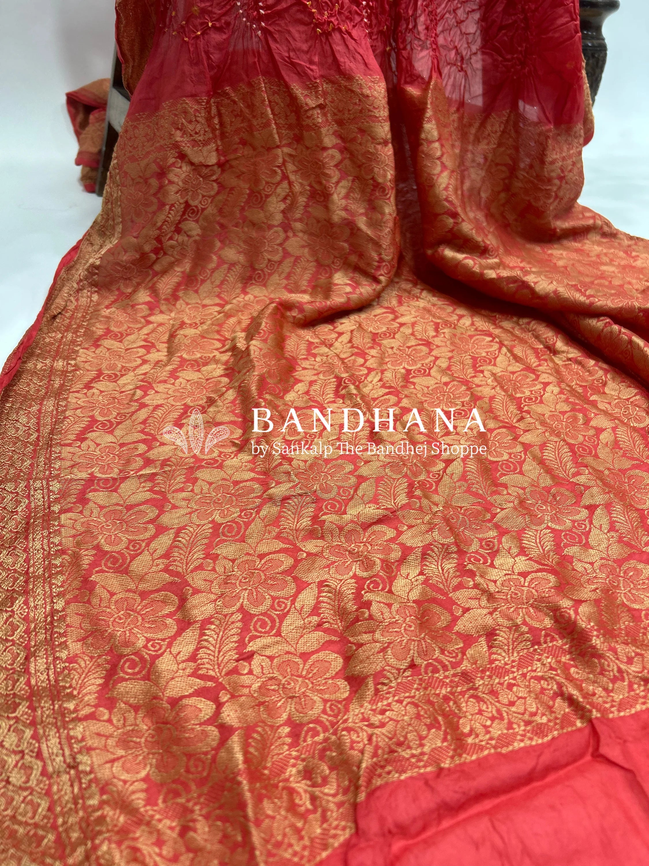 Gajri Soft Silk Resham Palav Bandhani Saree crimson / Soft Silk Sarees