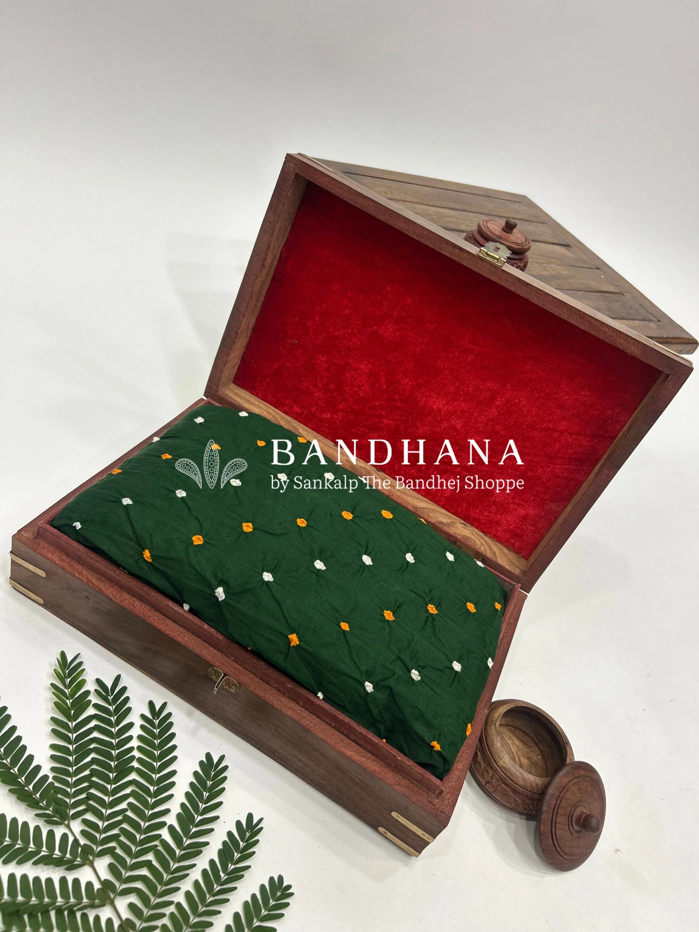 Green Cotton Satin Fabric darkgreen / Cotton Satin Fabric