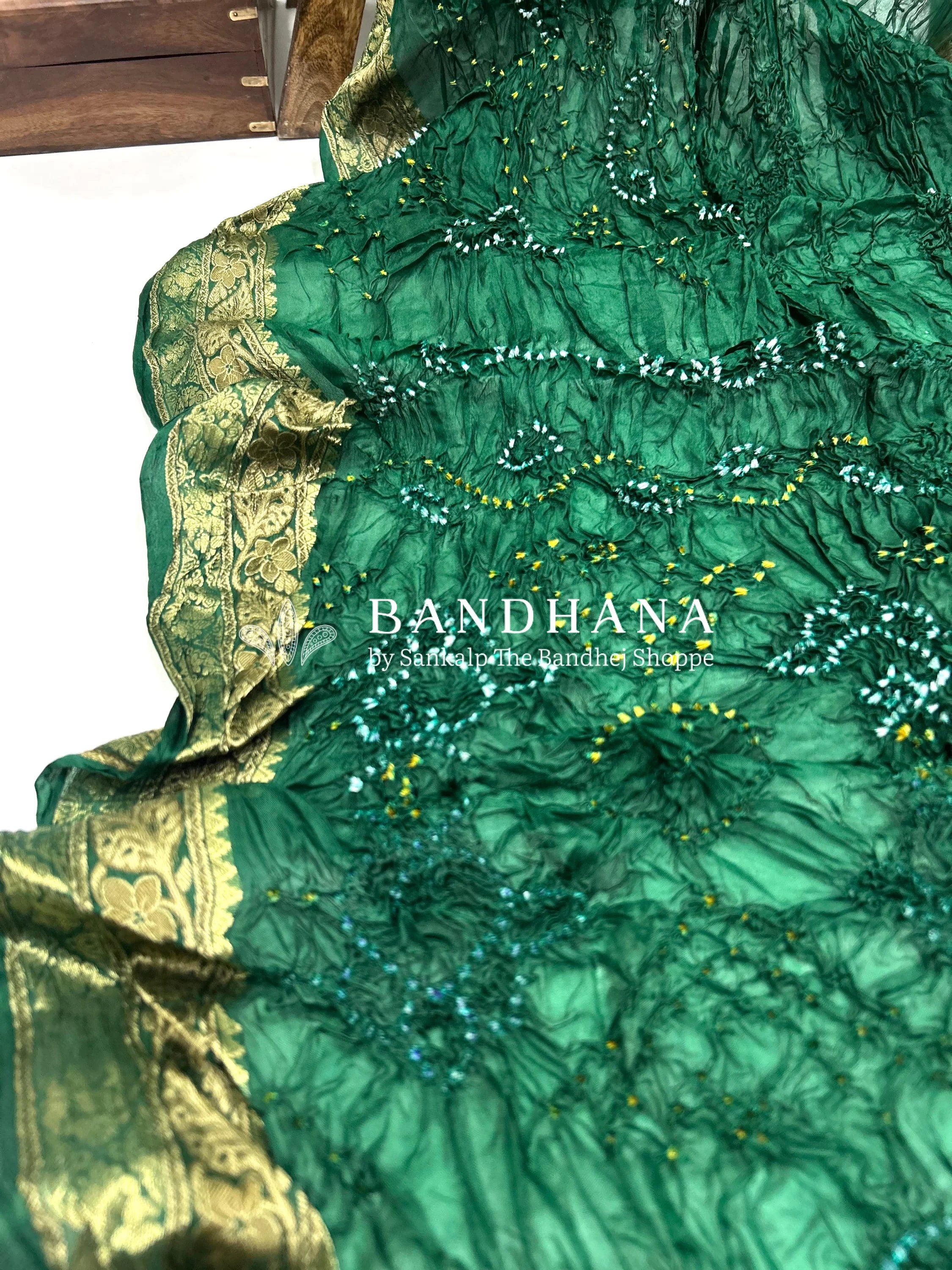 Green Soft Silk Resham Border Bandhani Saree seagreen / Soft Silk Sarees