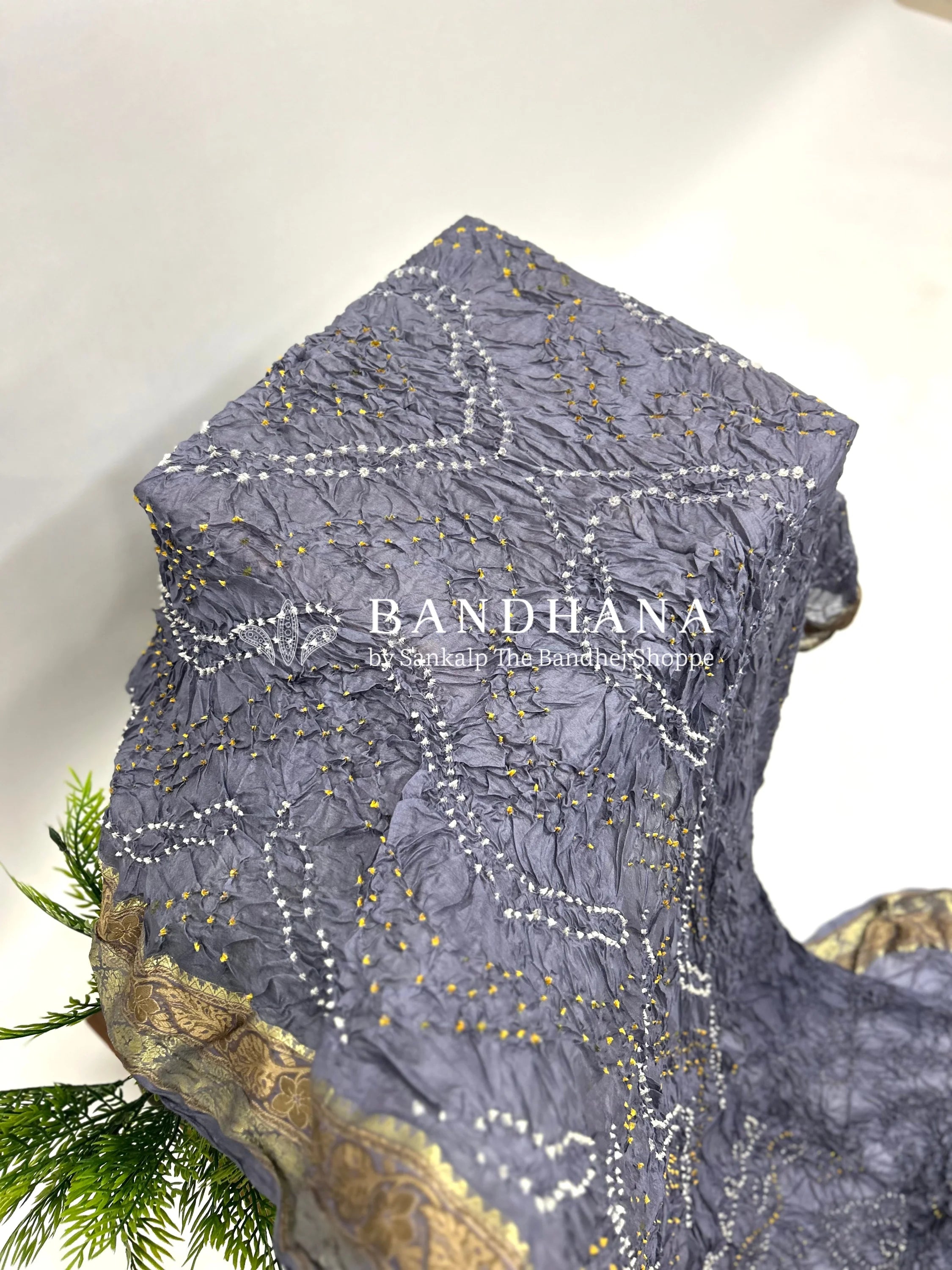Grey Soft Silk Resham Border Bandhani Saree grey / Soft Silk Sarees