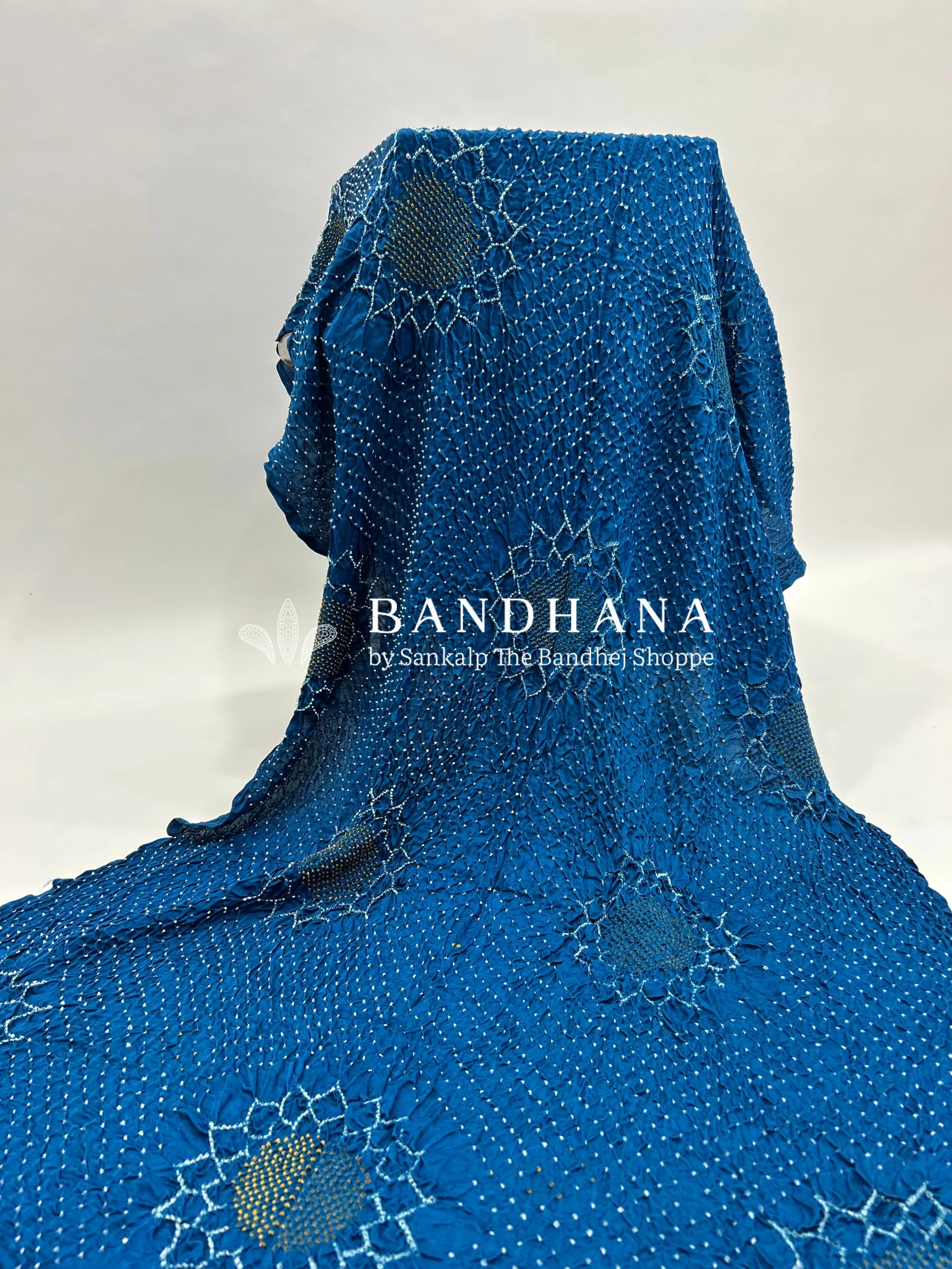 Indigo Gajji Silk Lotus Bandhani Dupatta dodgerblue / Gajji Silk Dupattas