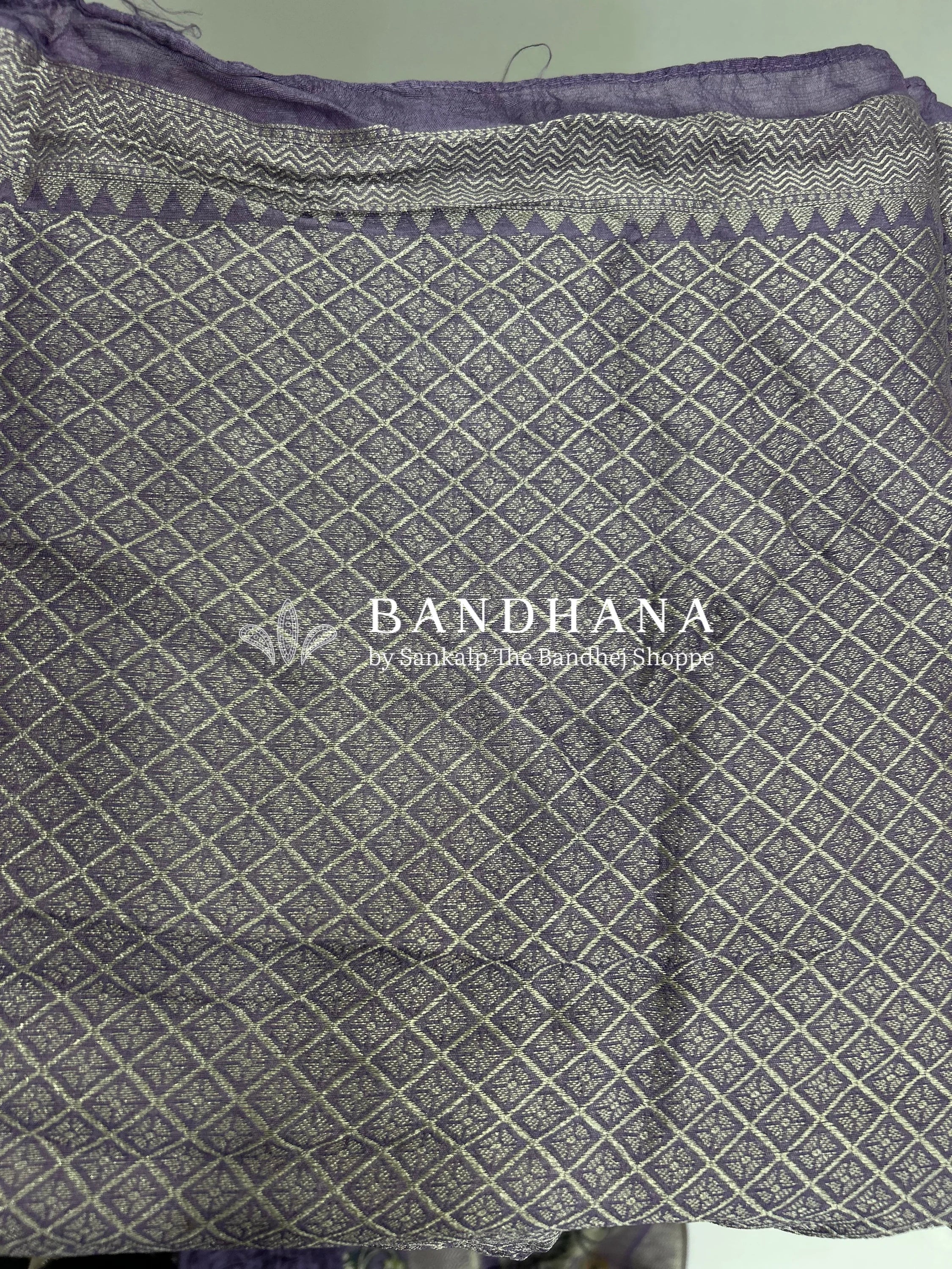 Lavender Art Tussar Silk Bandhani Saree mediumpurple / Tussar Silk Sarees