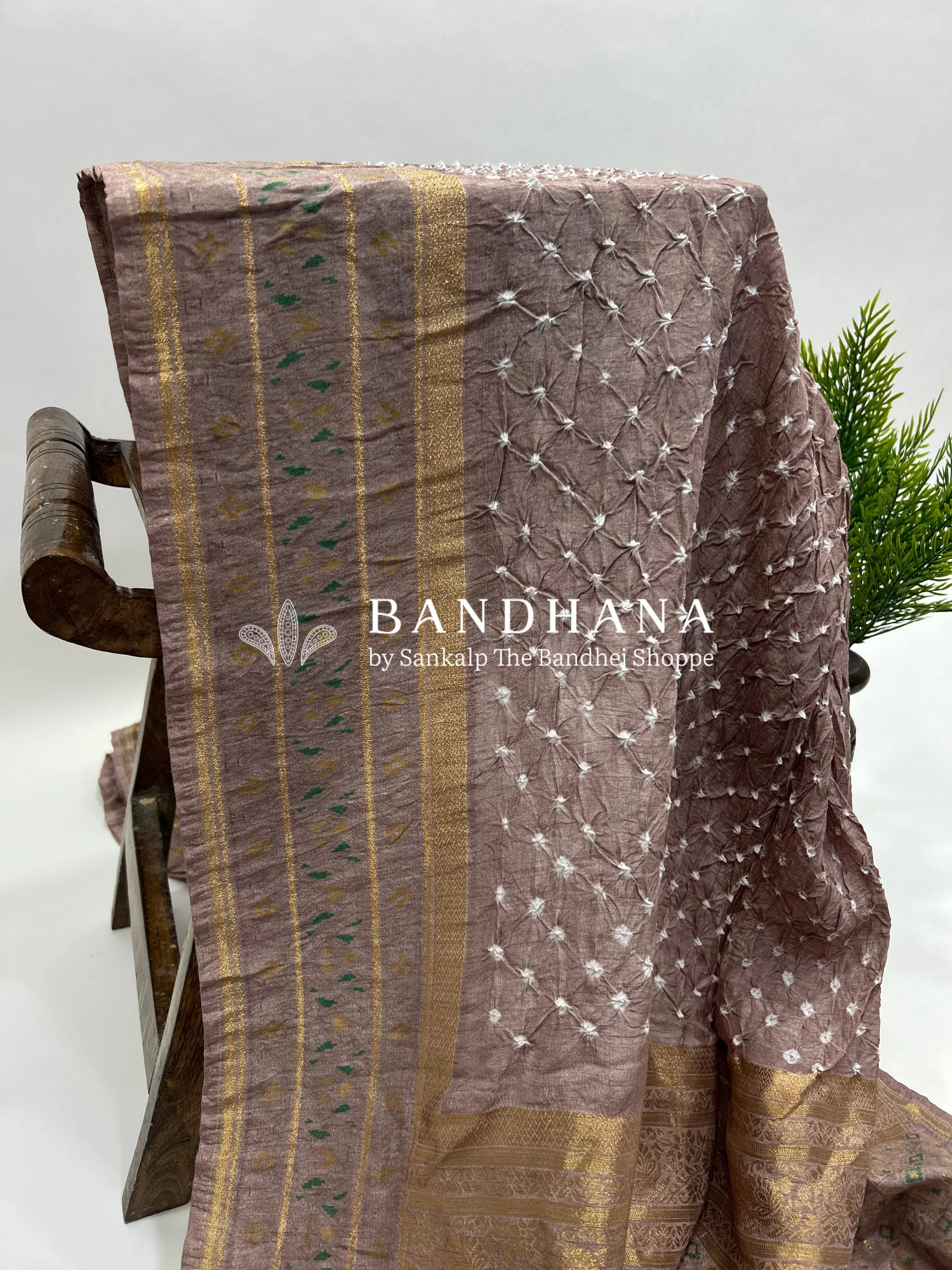 Light Onion Pink Color Malai Silk Single Dot Bandhani Saree lightpink / Malai Silk Sarees