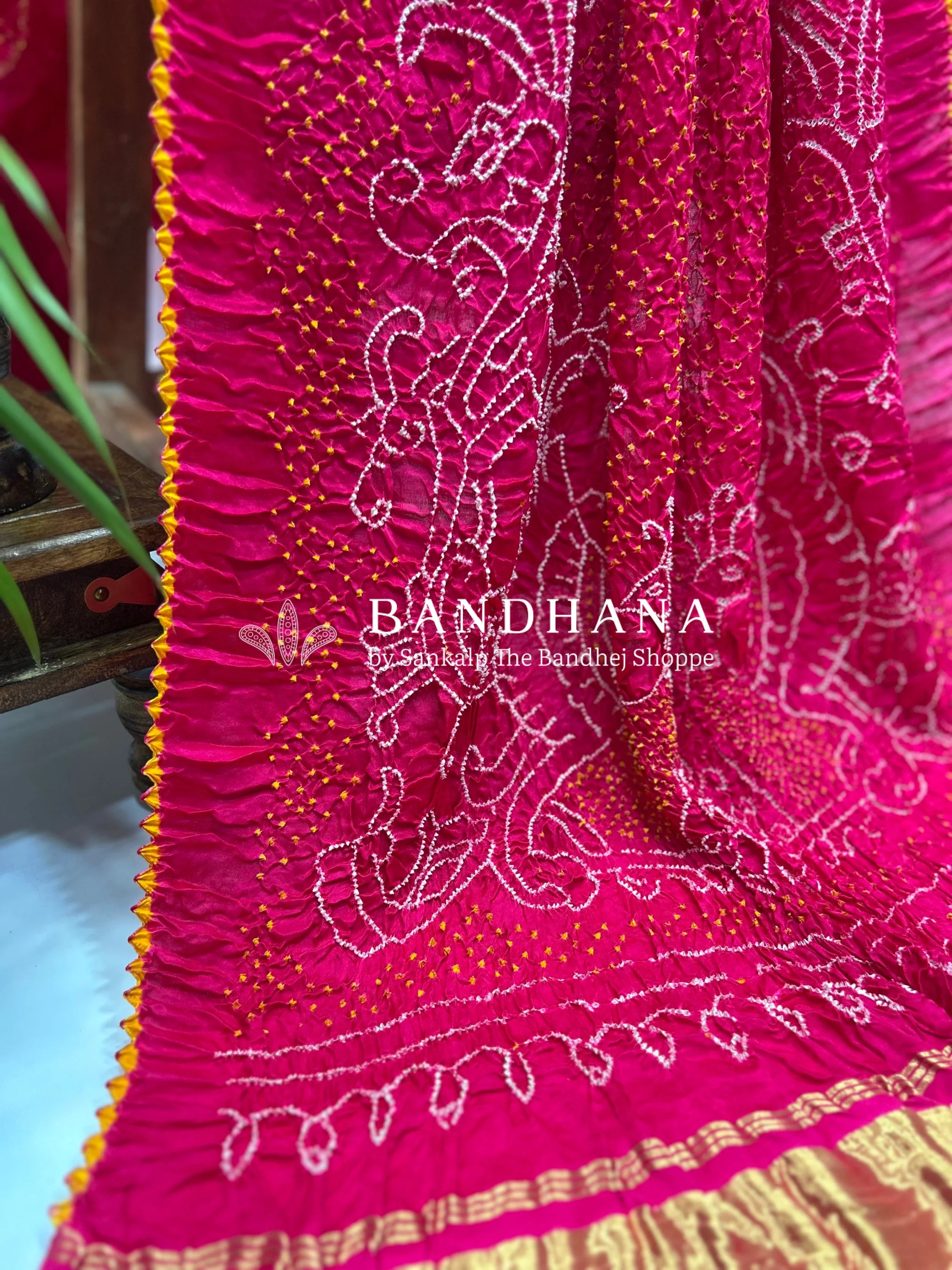 Light Pink Mor Palav Gajji Designer Bandhani Saree Sarees