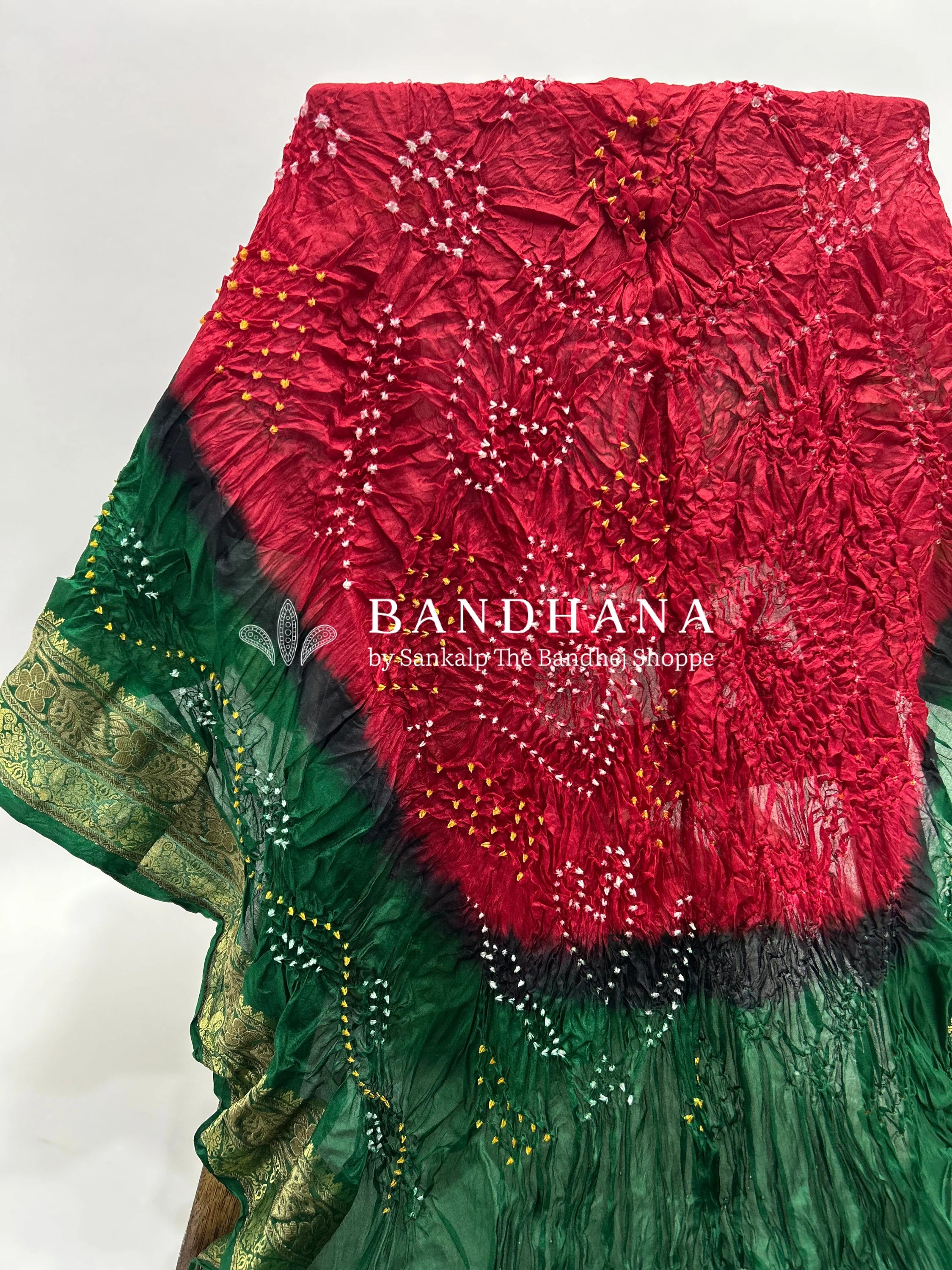 Maroon & Green Soft Silk Resham Palav Bandhani Saree green / Soft Silk Sarees