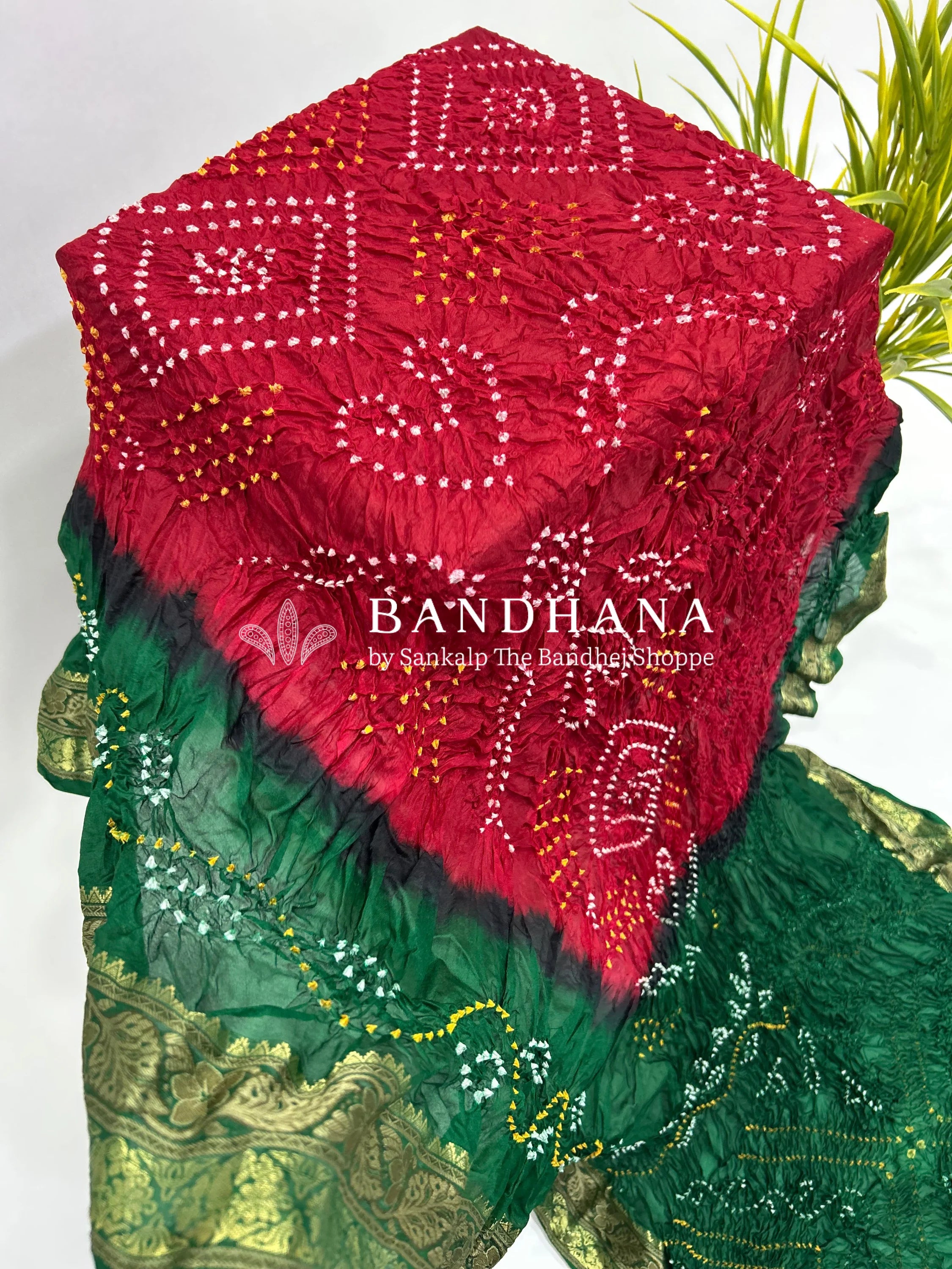 Maroon & Green Soft Silk Resham Palav Bandhani Saree green / Soft Silk Sarees
