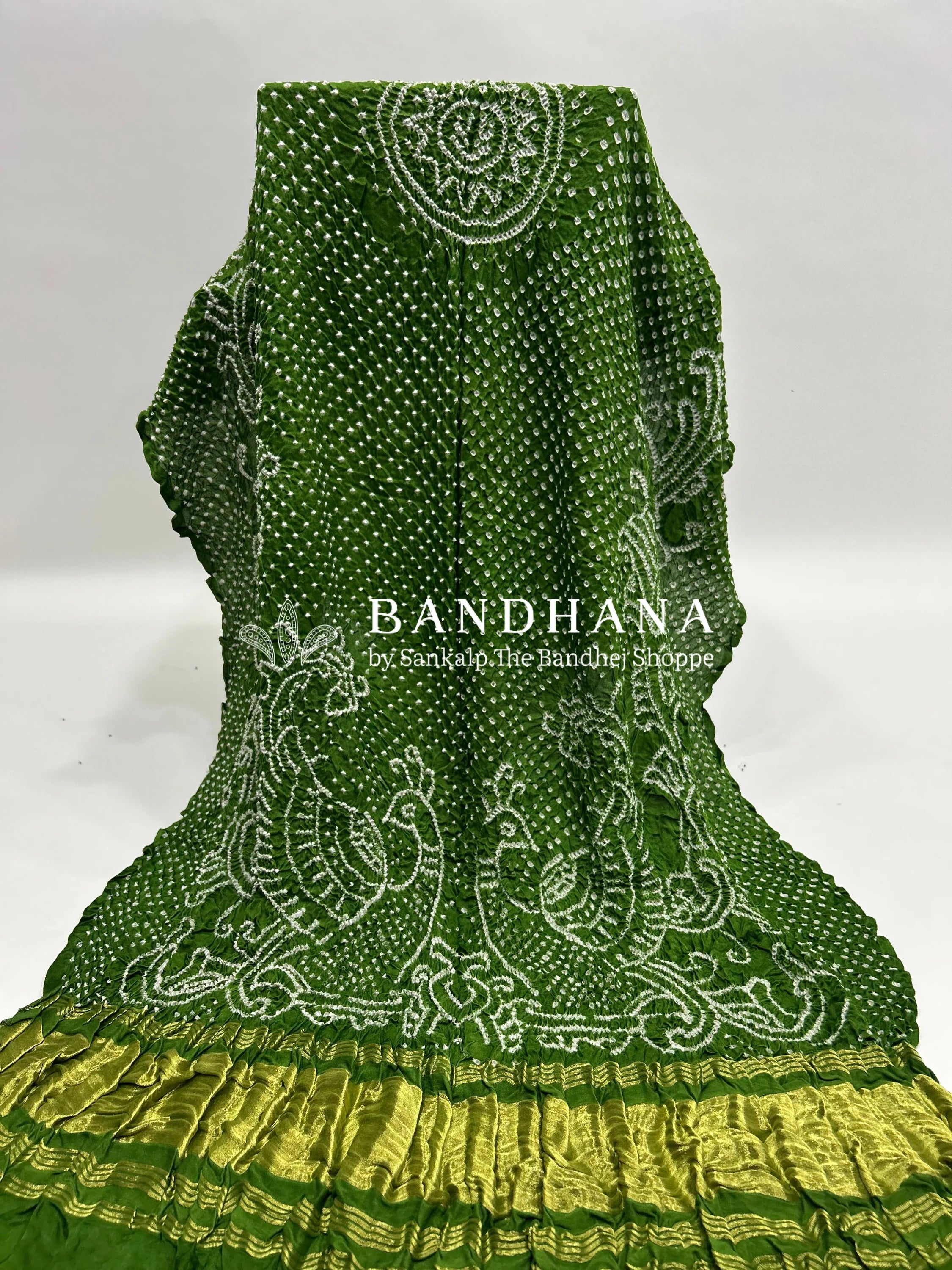 Mehendi Gaji Silk MorPankh Bandhani Dupatta green / Gaji Silk Dupattas