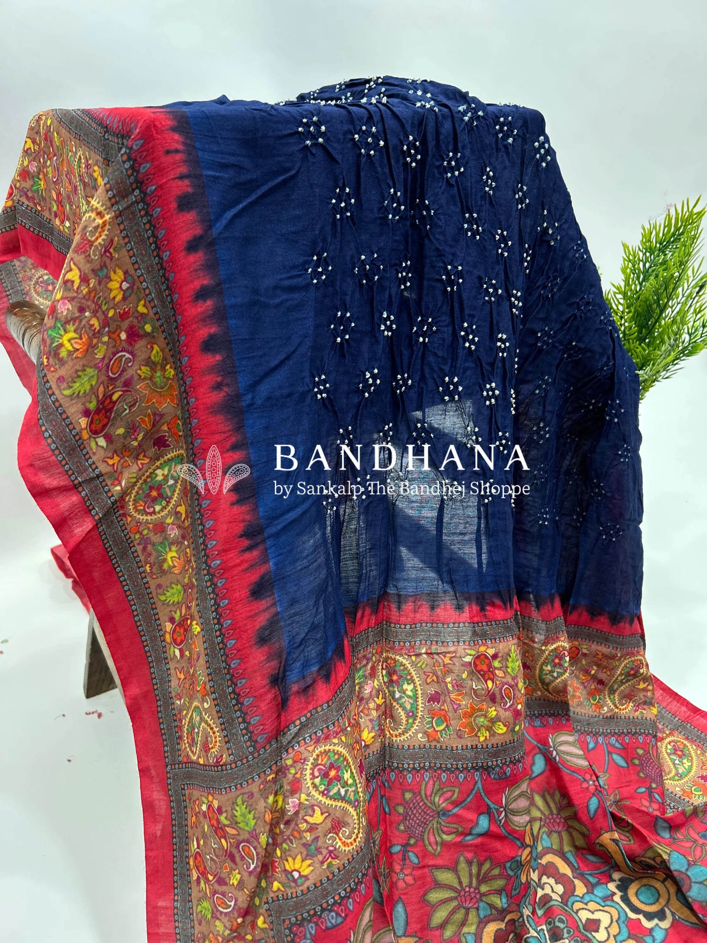 Navy Blue-Red Muga Silk Digital Kashmiri Print Bandhani Saree red / Malai Silk Sarees