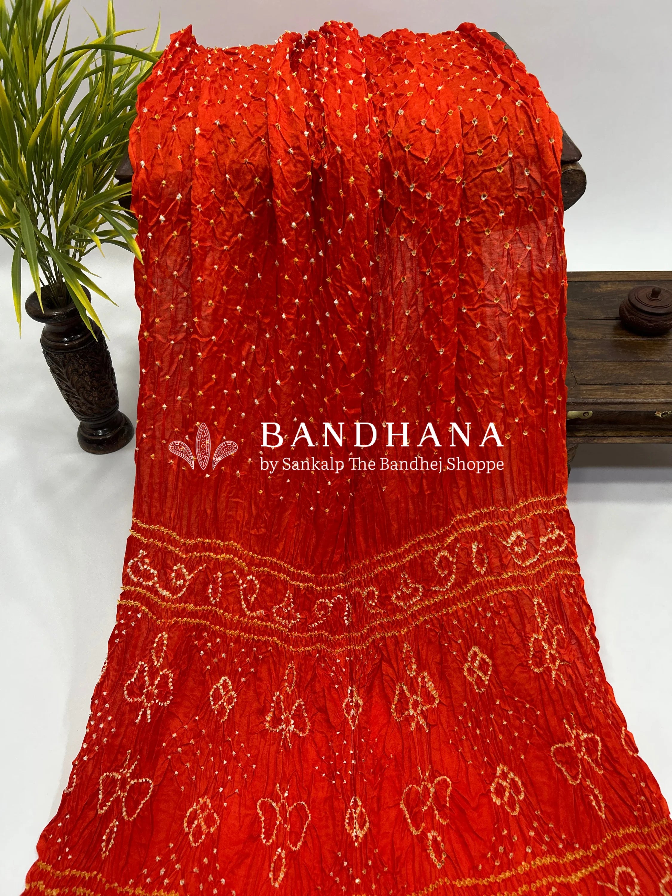 Orange Gajji Silk Single Dot Bandhani Saree orangered / Gajji Silk Sarees