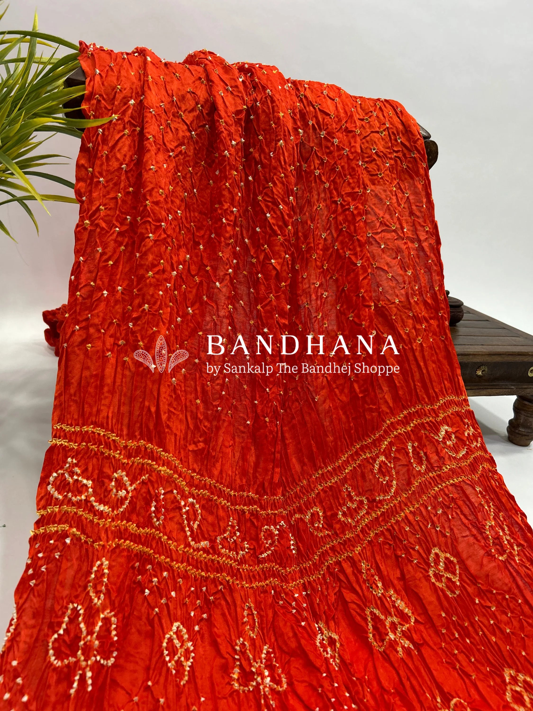 Orange Gajji Silk Single Dot Bandhani Saree orangered / Gajji Silk Sarees