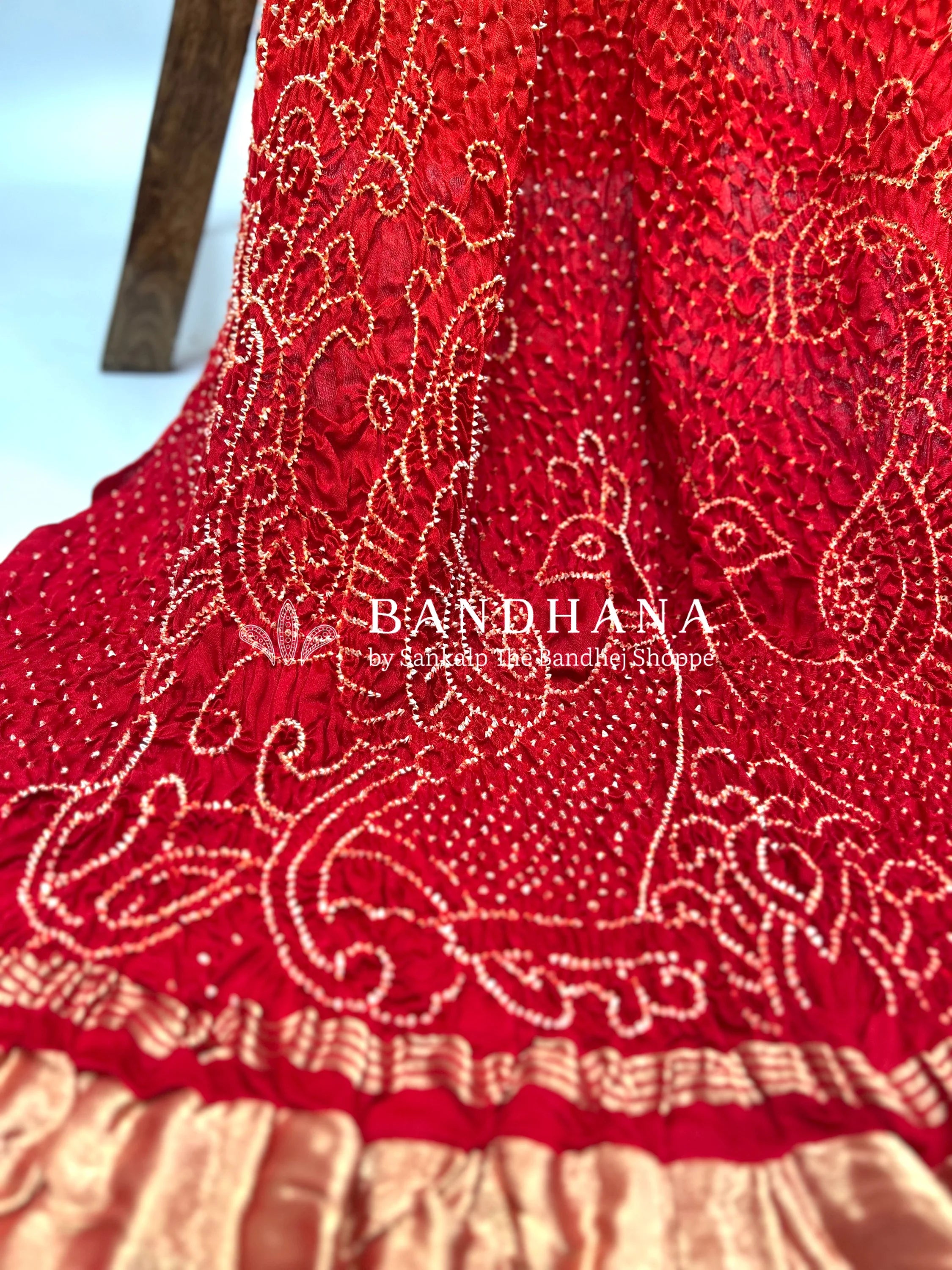 Orange-Red Gaji Silk Mor Pankh Bandhani Dupatta orangered / Gajji Silk Dupattas