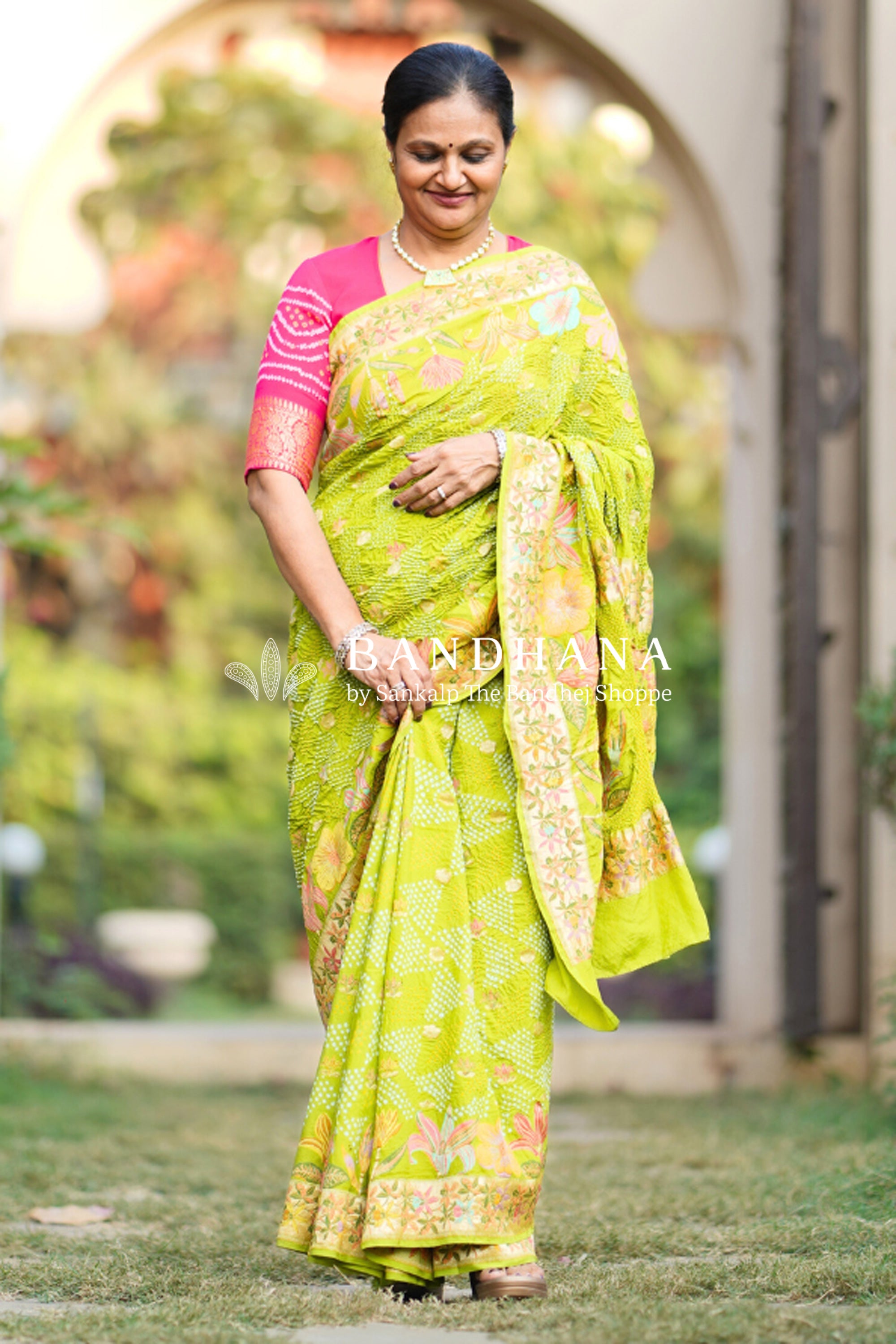 Parrot Green Banarasi Minakari Handloom Saree Sarees
